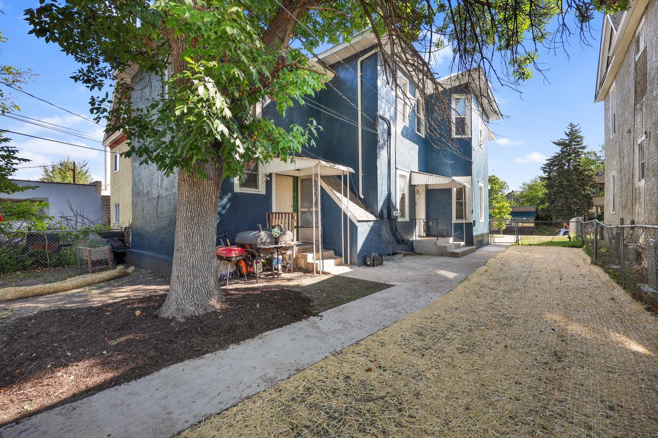 View of Residential Income at 2620 Bloomington Avenue, Minneapolis MN 55407, Minneapolis (16 of 26) - Mike Wilen | Minnesota Team Real Estate