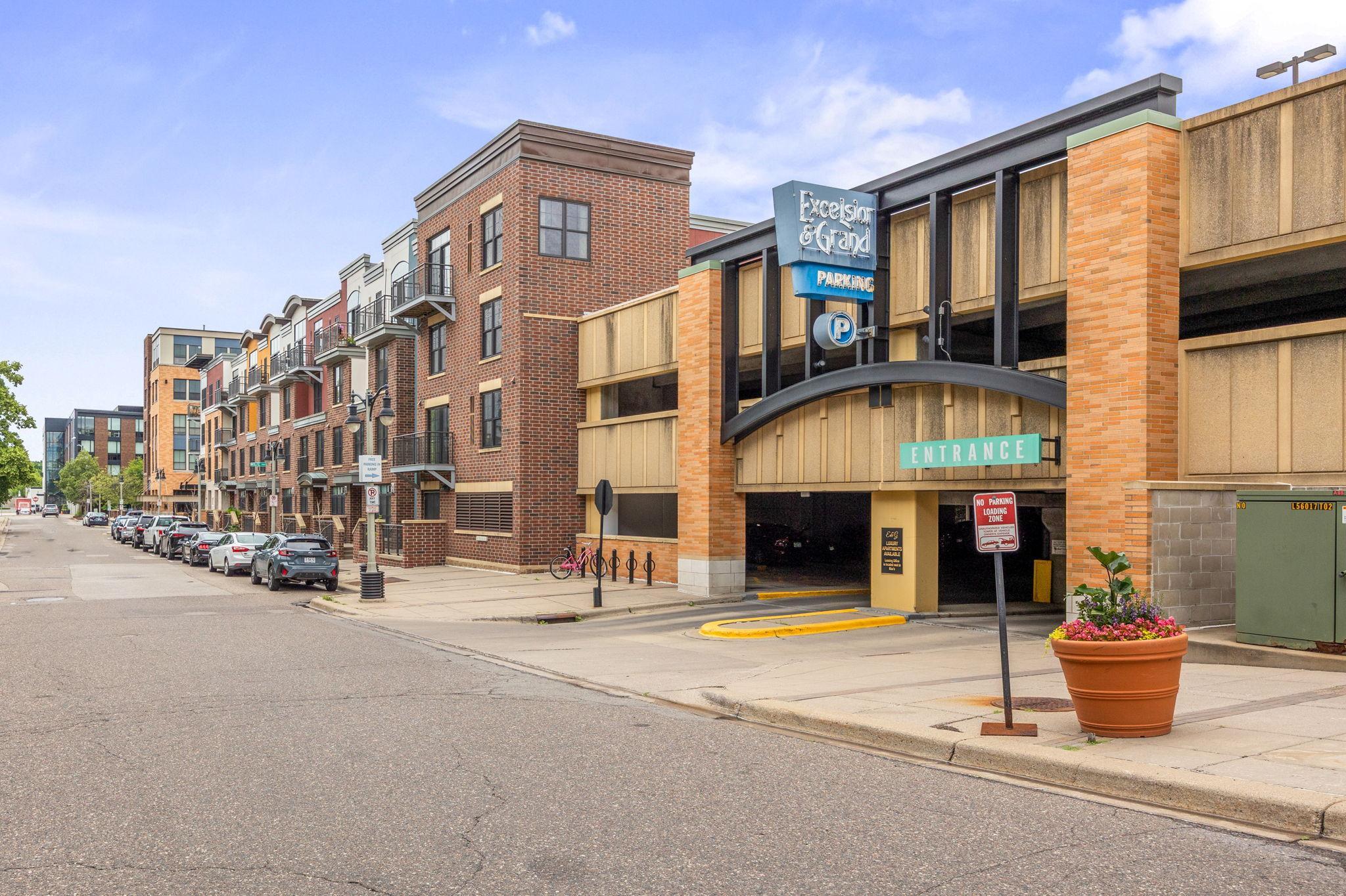 View of Residential at 4525 Park Commons Drive #216, Saint Louis Park MN 55416, Saint Louis Park (27 of 28) - Mike Wilen | Minnesota Team Real Estate