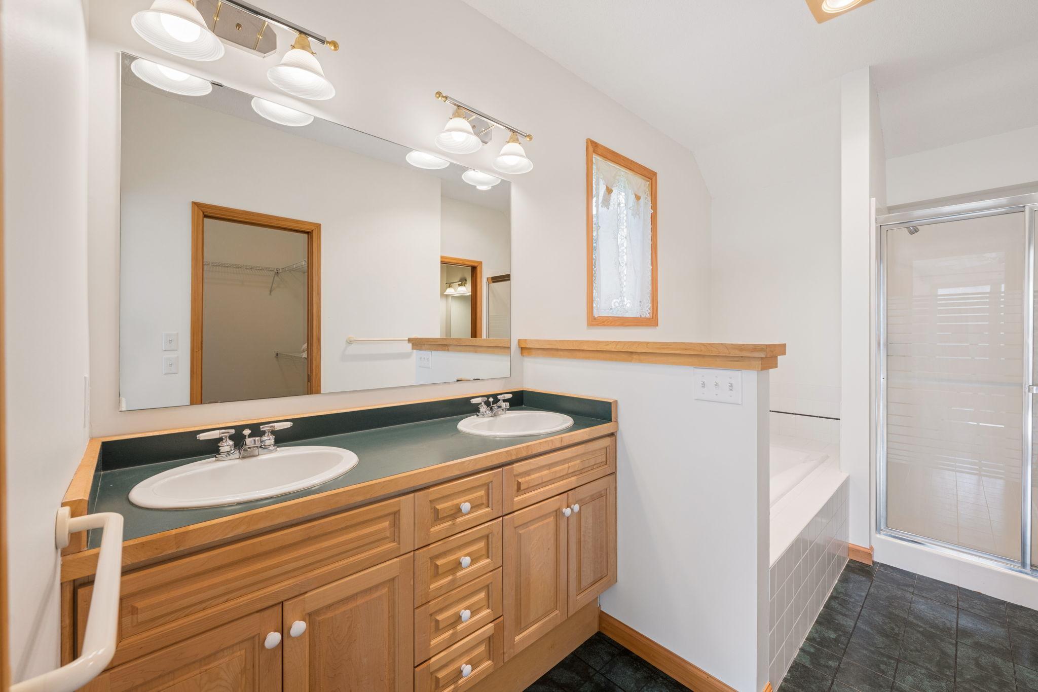 View of Residential at 787 Ashley Drive, Chaska MN 55318, Chaska (21 of 58) - Mike Wilen | Minnesota Team Real Estate