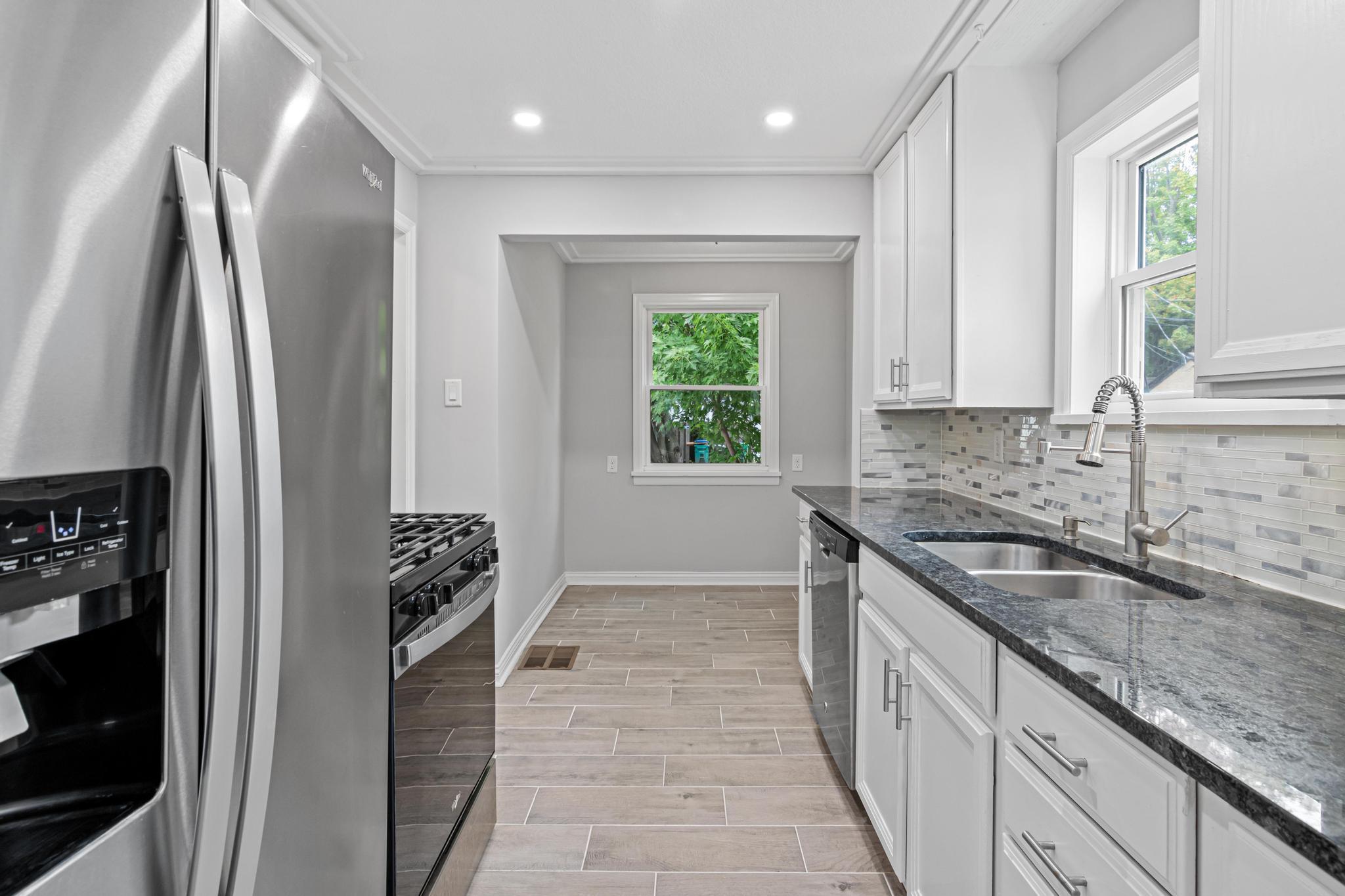 View of Residential at 2708 Webster Avenue, Saint Louis Park MN 55416, Saint Louis Park (9 of 32) - Mike Wilen | Minnesota Team Real Estate