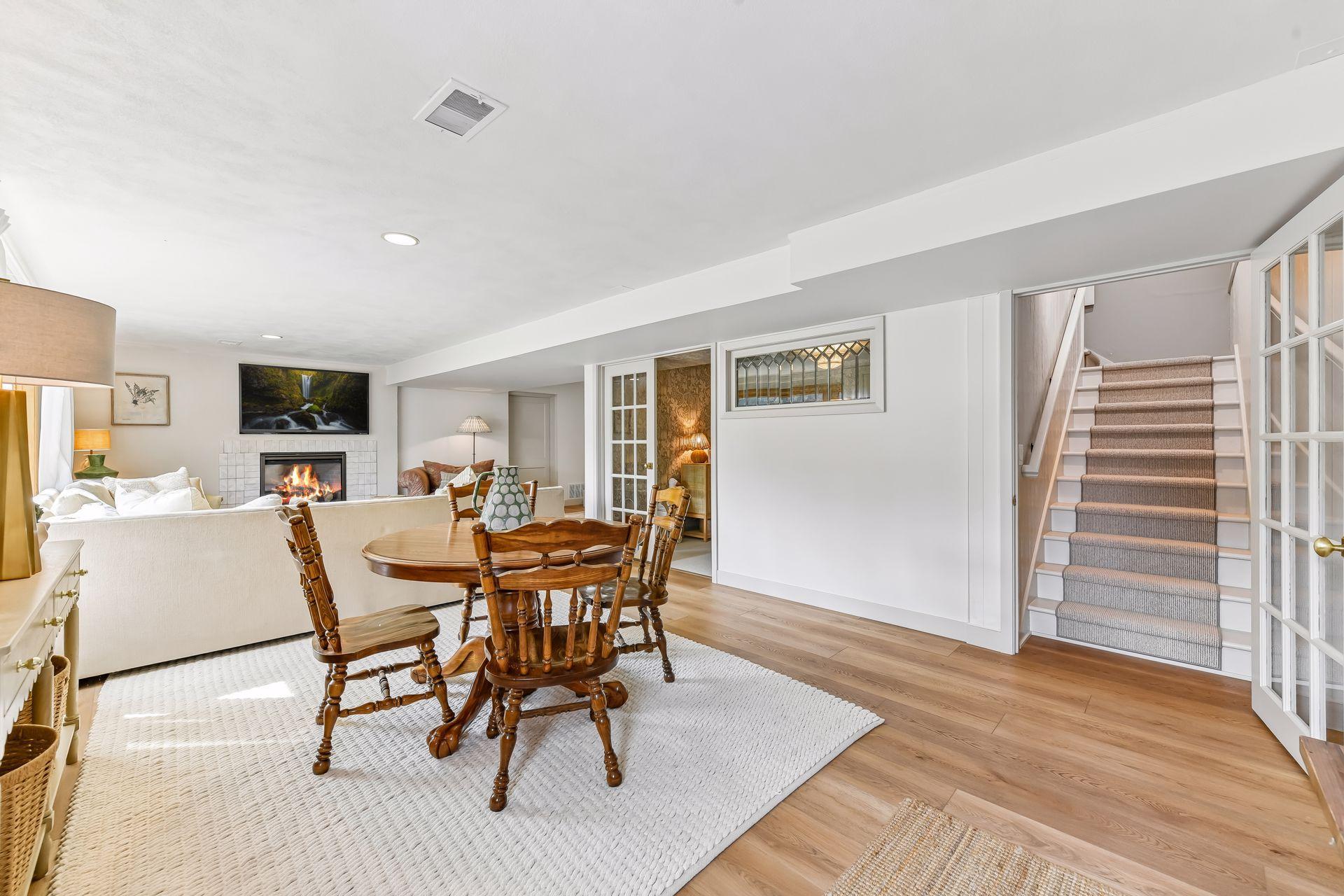View of Residential at 15803 Holdridge Road, Wayzata MN 55391, Wayzata (30 of 51) - Mike Wilen | Minnesota Team Real Estate