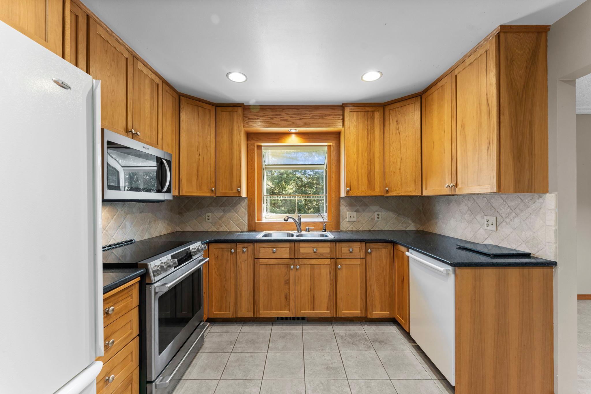 View of Residential at 8989 Lake Jane Trail, Lake Elmo MN 55042, Lake Elmo (29 of 86) - Mike Wilen | Minnesota Team Real Estate