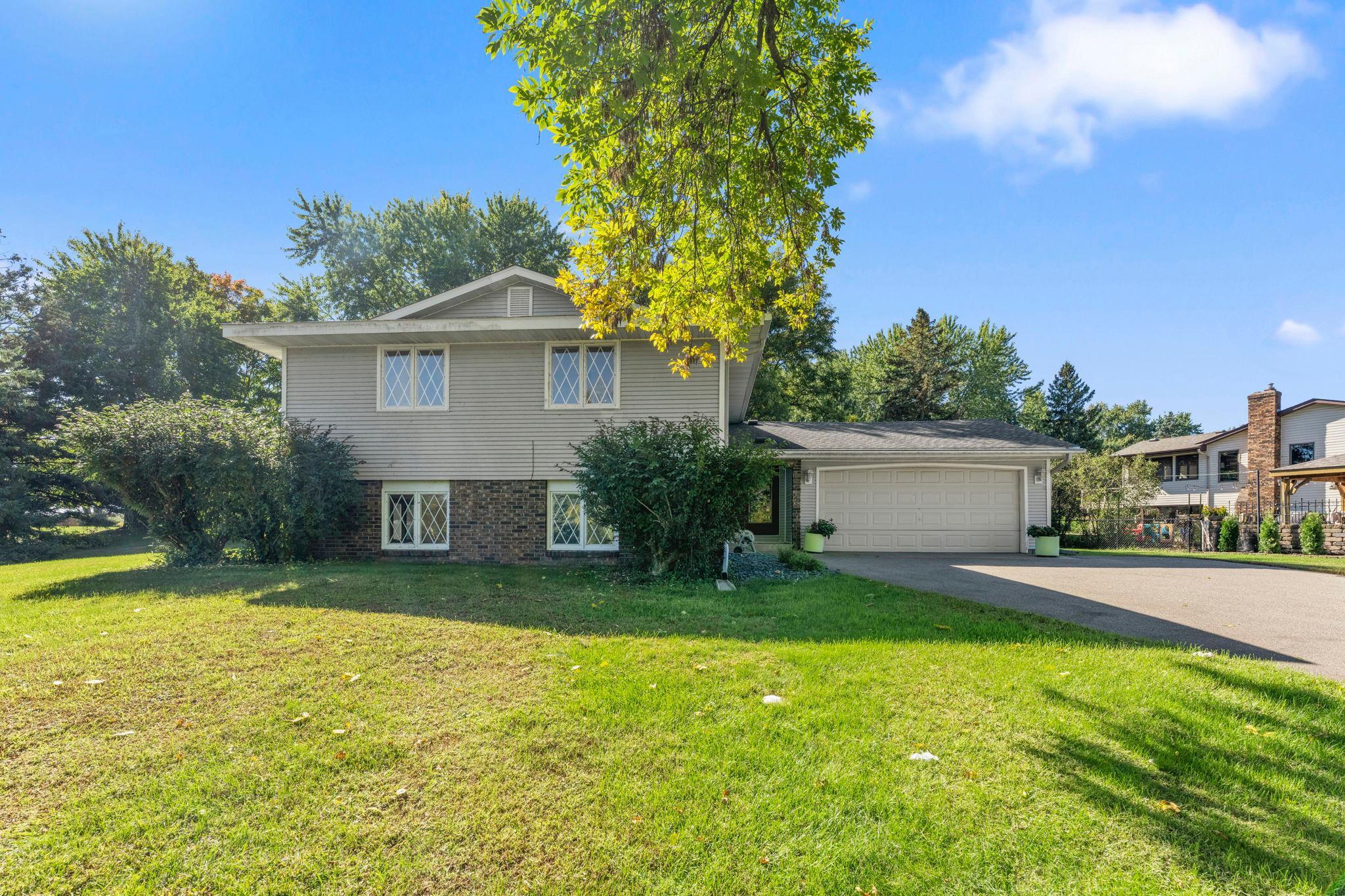 View of Residential at 8989 Lake Jane Trail, Lake Elmo MN 55042, Lake Elmo (2 of 86) - Mike Wilen | Minnesota Team Real Estate