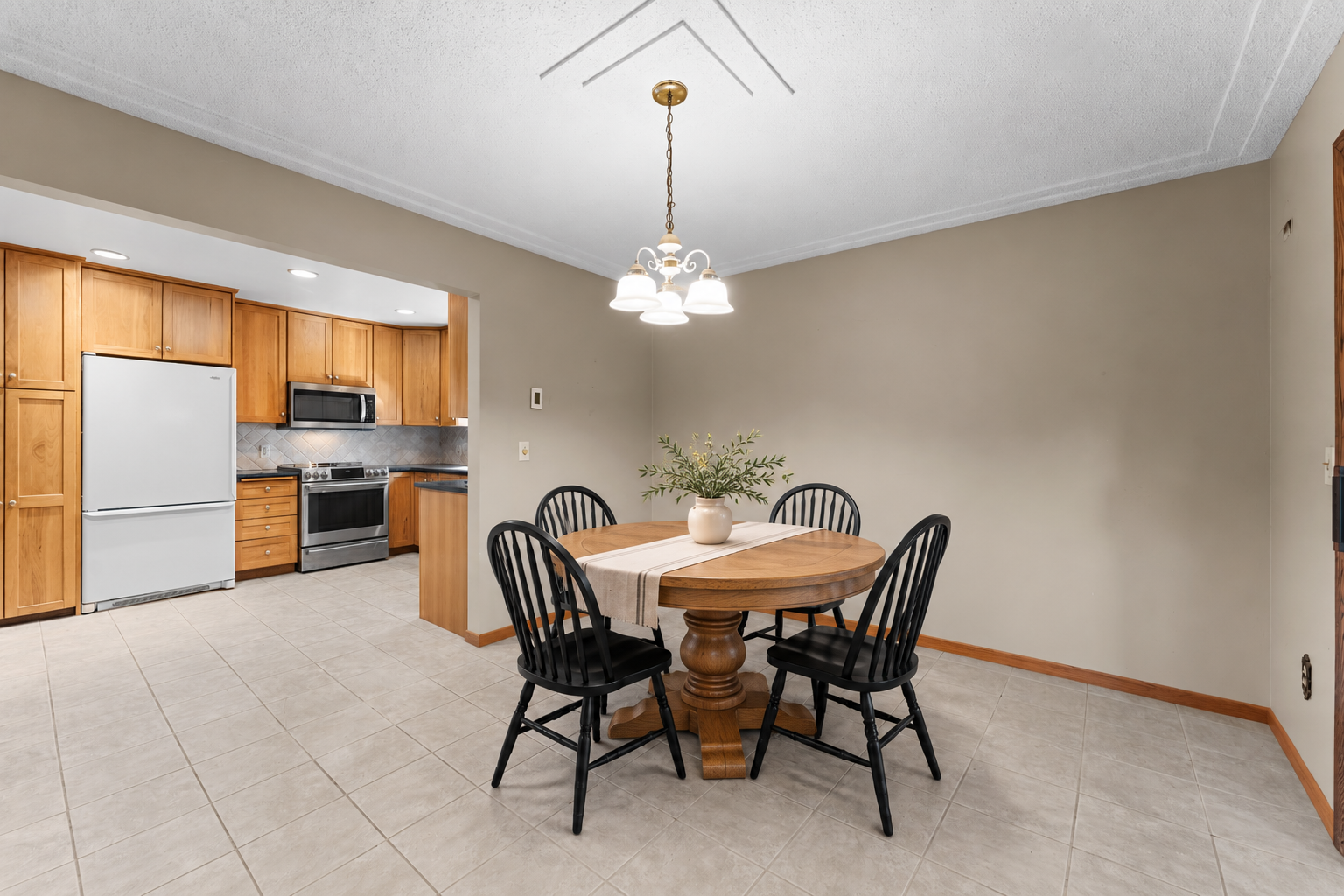 View of Residential at 8989 Lake Jane Trail, Lake Elmo MN 55042, Lake Elmo (21 of 86) - Mike Wilen | Minnesota Team Real Estate