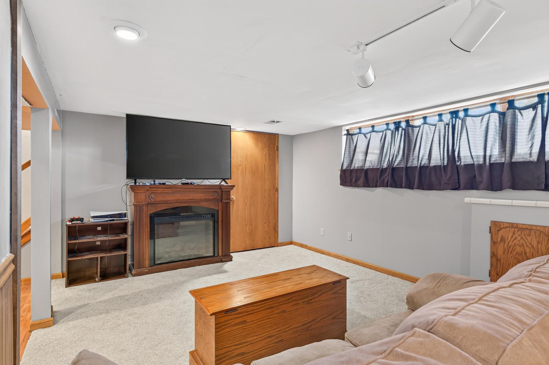 View of Residential at 8088 Able Street, Spring Lake Park MN 55432, Spring Lake Park (37 of 50) - Mike Wilen | Minnesota Team Real Estate