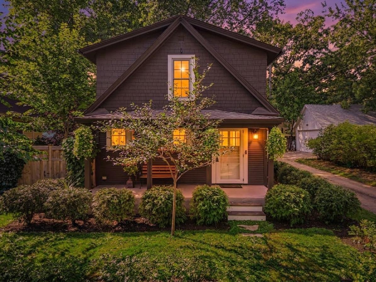 View of Single Family at 831 Fairview Avenue, Saint Paul - Mike Wilen | Minnesota Team Real Estate
