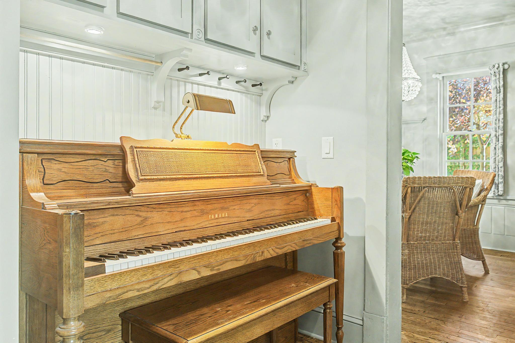 View of Residential at 831 Fairview Avenue, Saint Paul MN 55104, Saint Paul (19 of 57) - Mike Wilen | Minnesota Team Real Estate