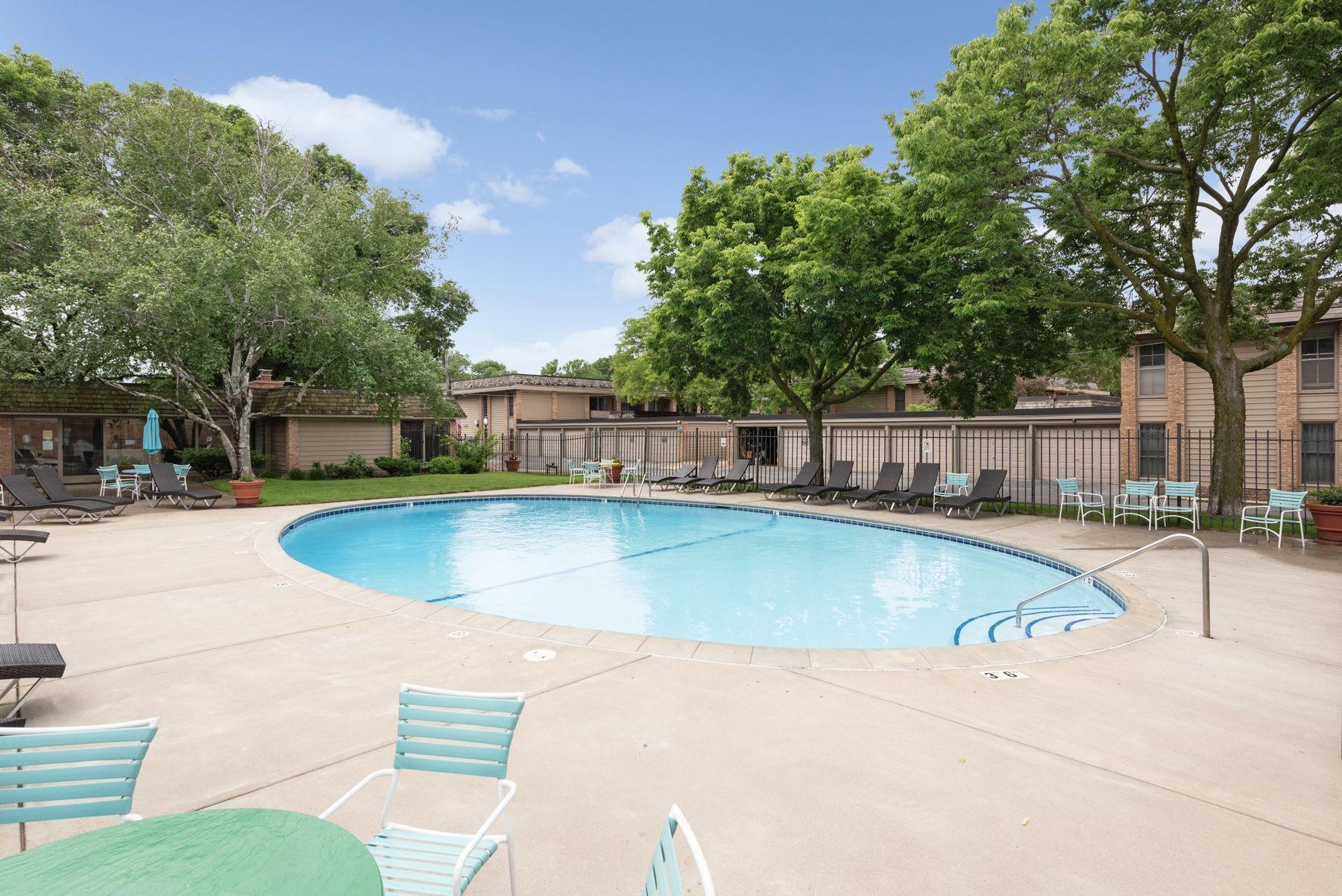 View of Residential at 6425 Barrie Road, Edina MN 55435, Edina (20 of 23) - Mike Wilen | Minnesota Team Real Estate