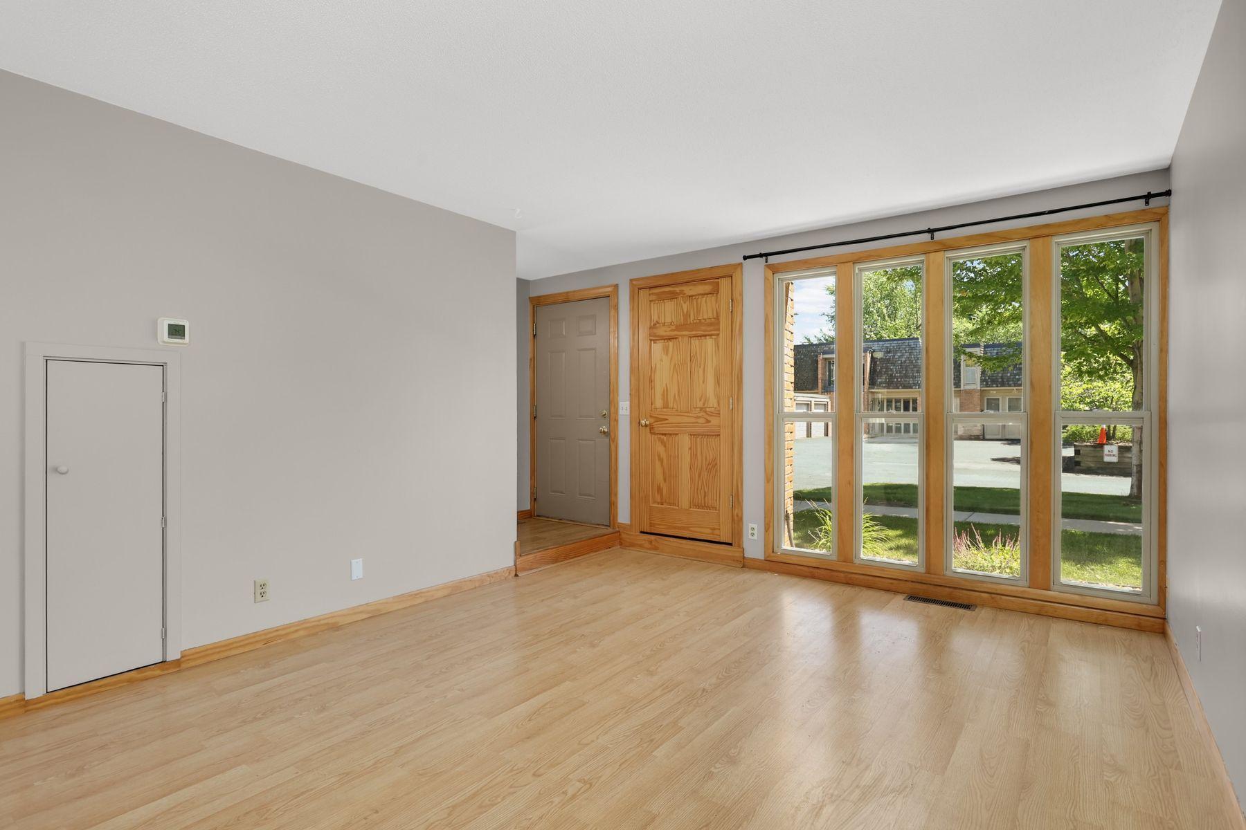 View of Residential at 6425 Barrie Road, Edina MN 55435, Edina (2 of 23) - Mike Wilen | Minnesota Team Real Estate