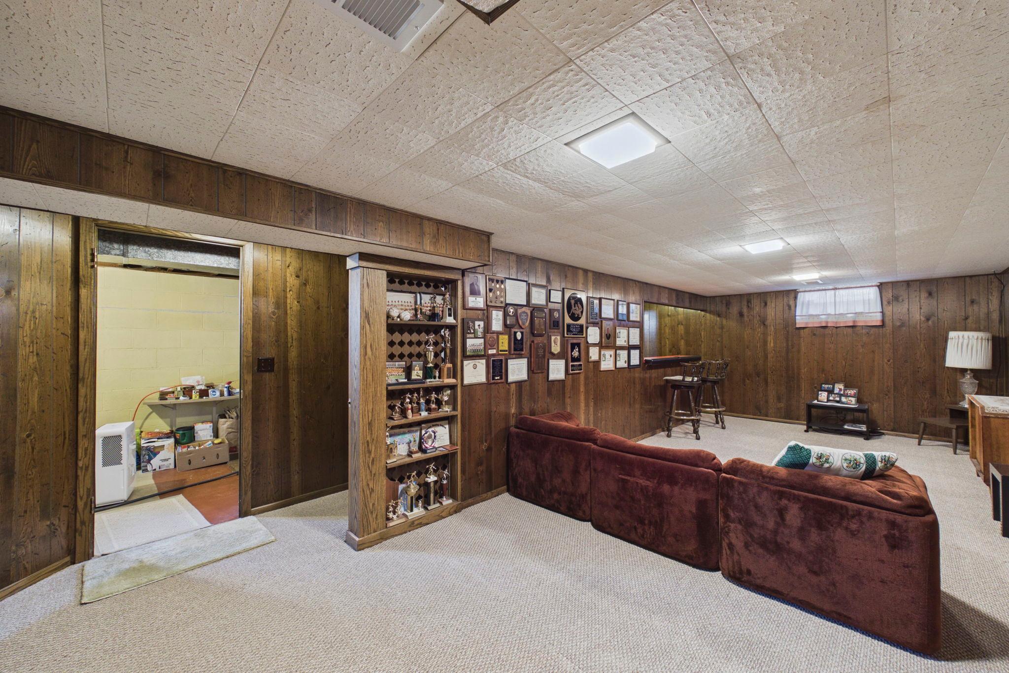 View of Residential at 2364 Saint Albans Street, Roseville MN 55113, Roseville (14 of 27) - Mike Wilen | Minnesota Team Real Estate