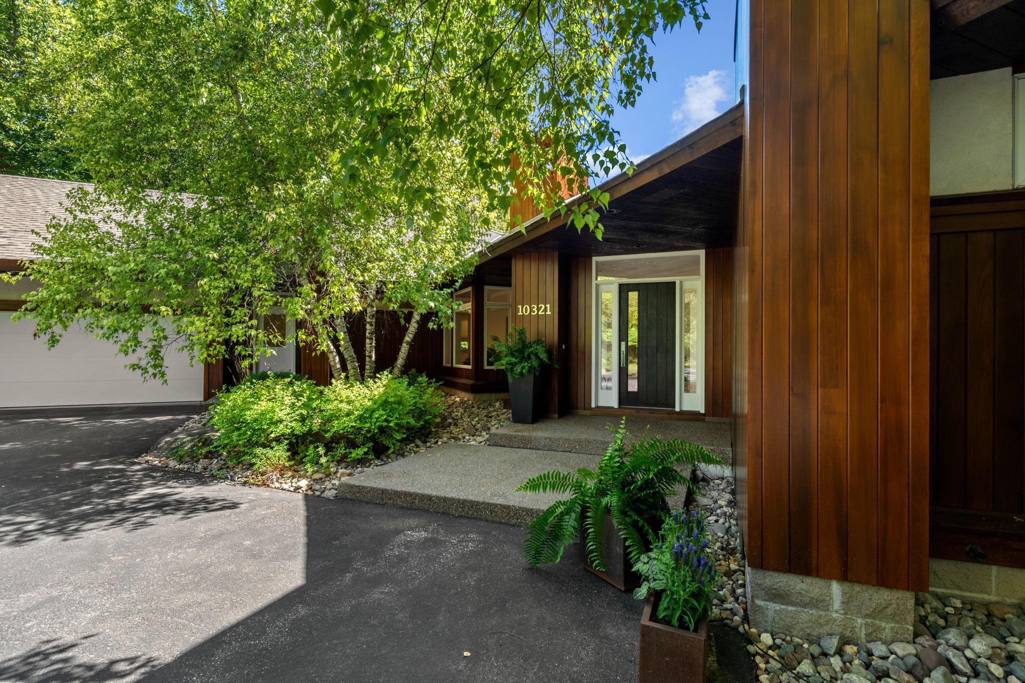 View of Residential at 10321 Heidi Lane, Chanhassen MN 55318, Chanhassen (19 of 114) - Mike Wilen | Minnesota Team Real Estate