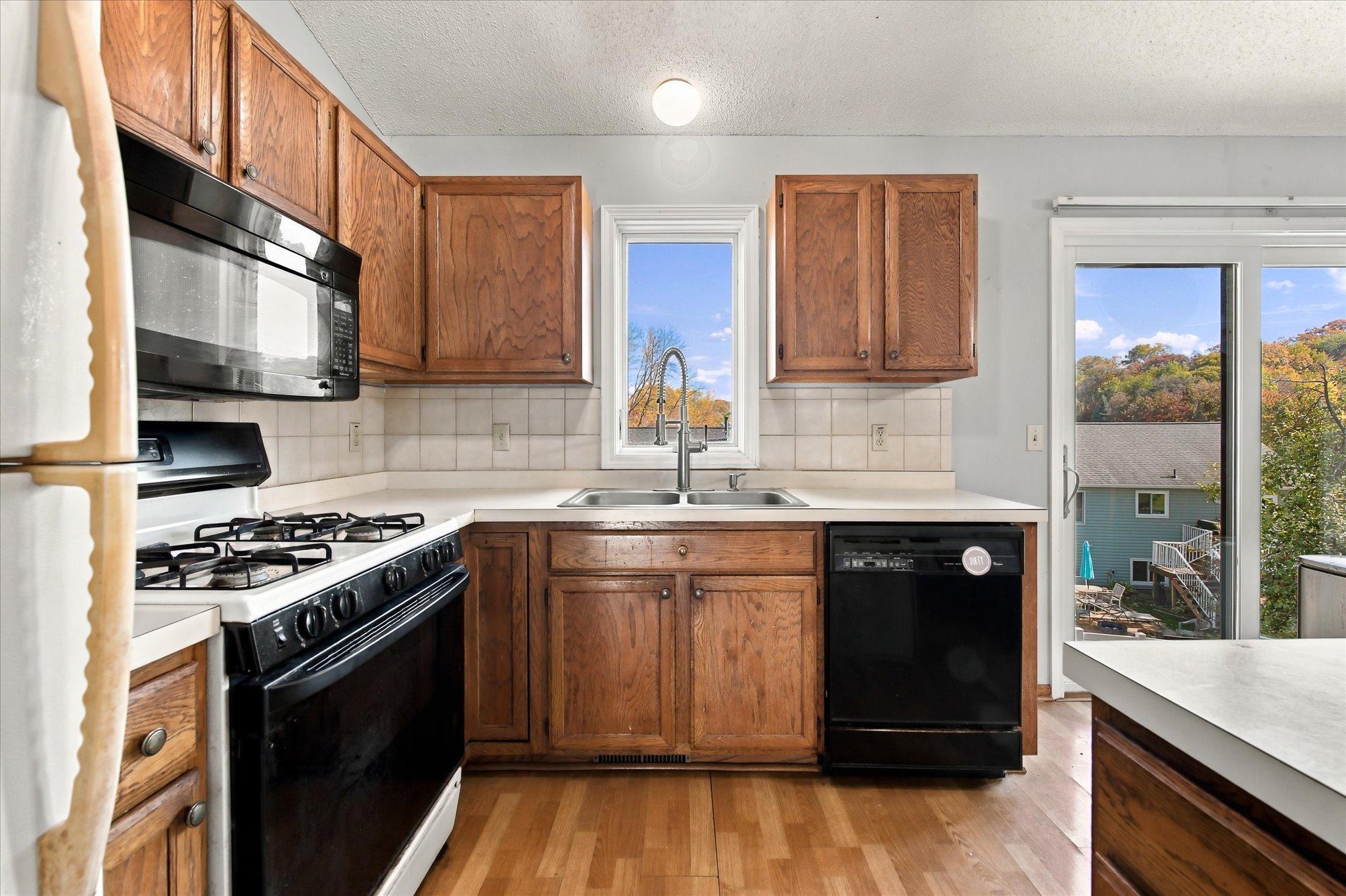 View of Residential at 16650 Jersey Court, Lakeville MN 55044, Lakeville (4 of 17) - Mike Wilen | Minnesota Team Real Estate
