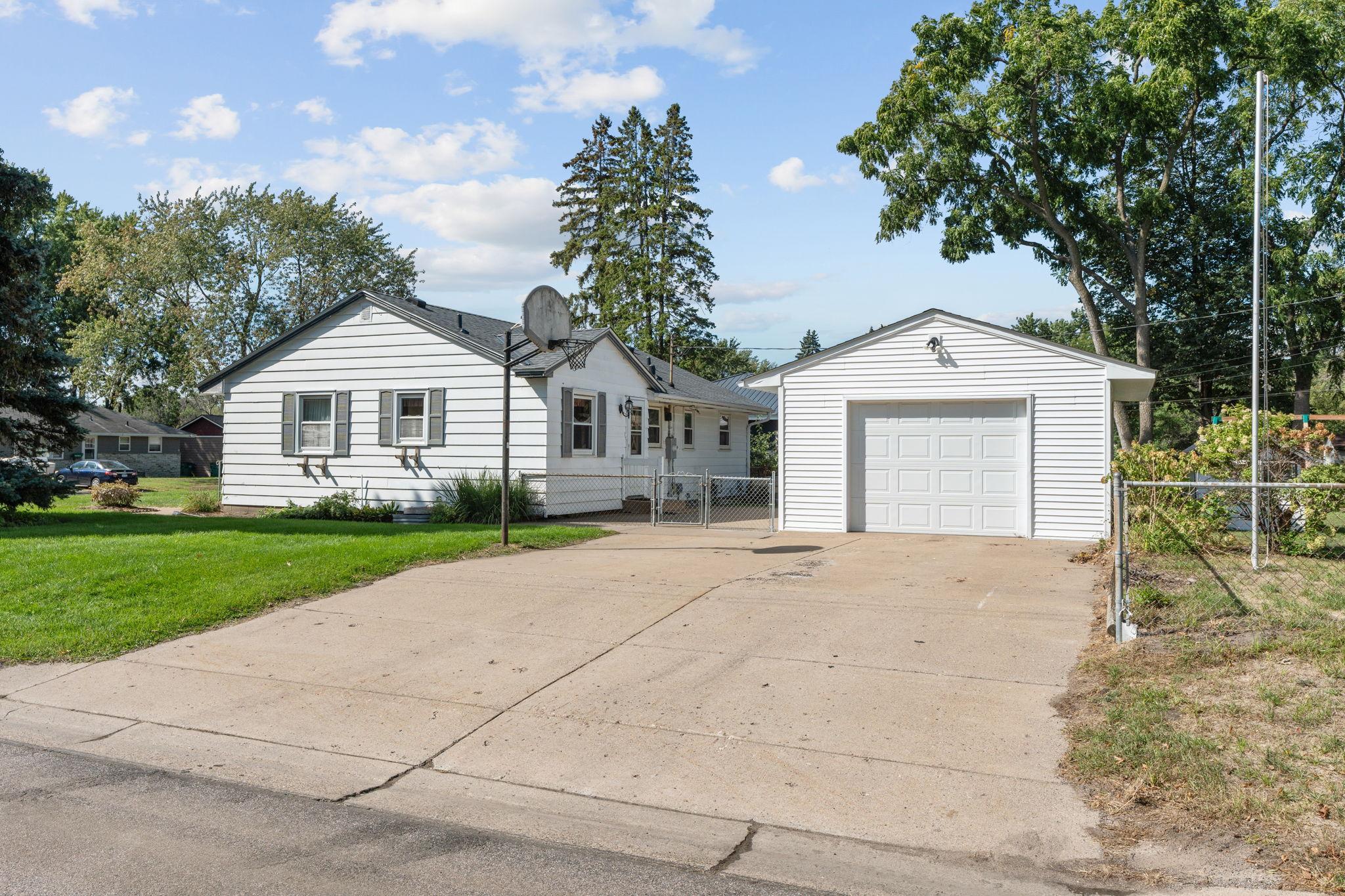 View of Residential at 483 Manor Drive, Spring Lake Park MN 55432, Spring Lake Park (2 of 23) - Mike Wilen | Minnesota Team Real Estate
