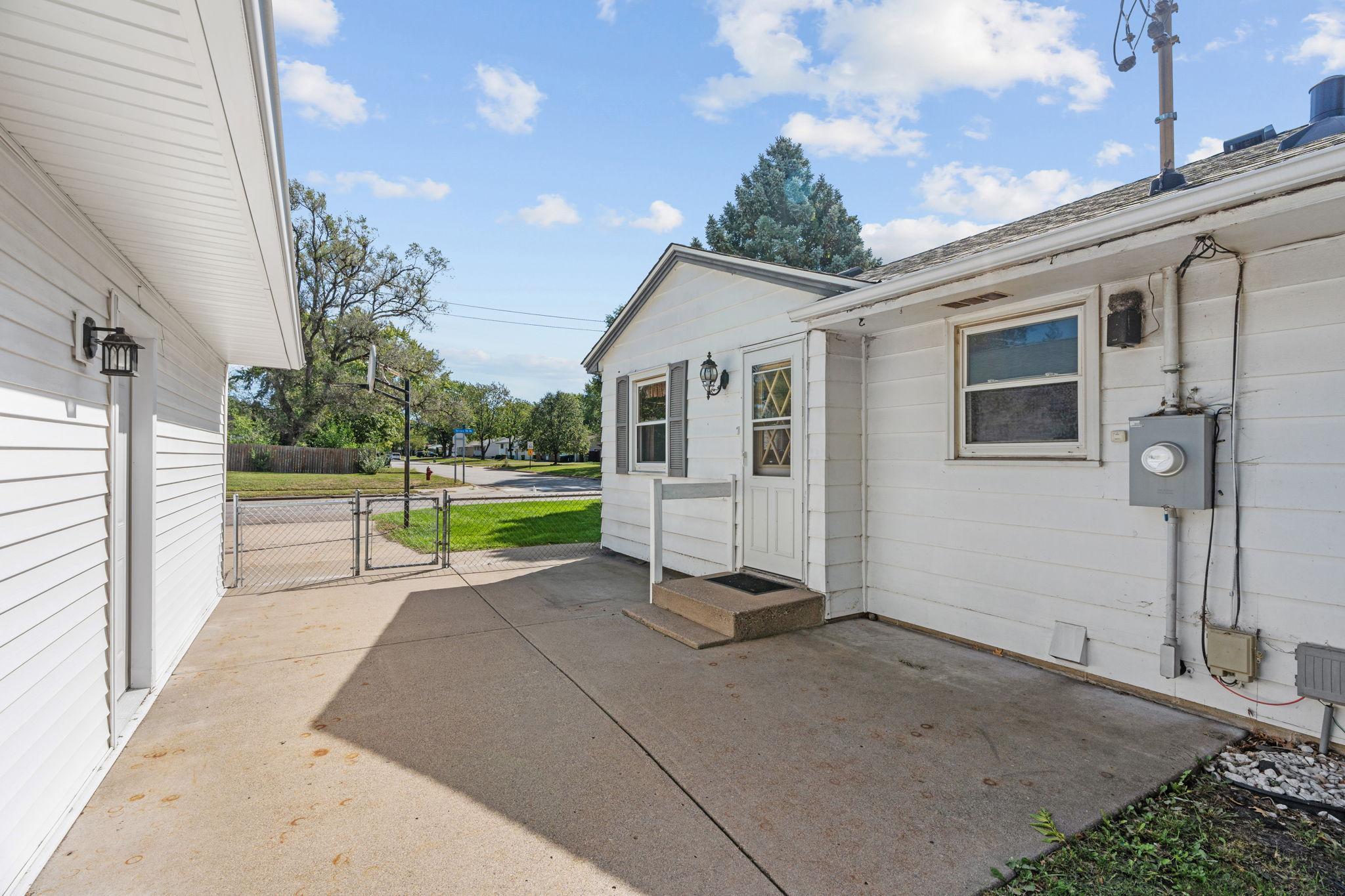 View of Residential at 483 Manor Drive, Spring Lake Park MN 55432, Spring Lake Park (3 of 23) - Mike Wilen | Minnesota Team Real Estate
