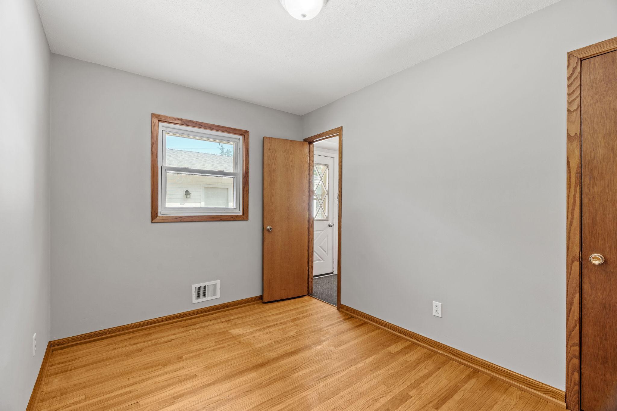 View of Residential at 483 Manor Drive, Spring Lake Park MN 55432, Spring Lake Park (10 of 23) - Mike Wilen | Minnesota Team Real Estate