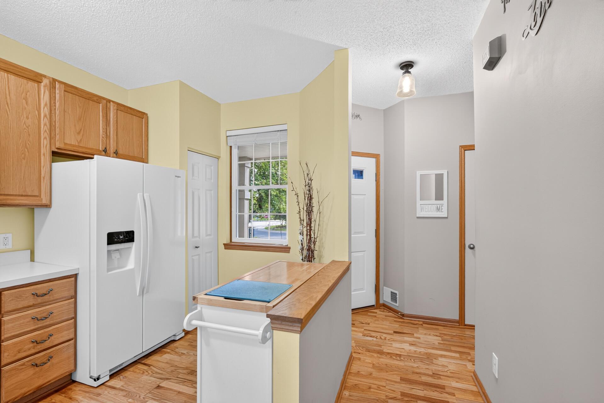 View of Residential at 8011 Everest Lane, Maple Grove MN 55311, Maple Grove (9 of 25) - Mike Wilen | Minnesota Team Real Estate