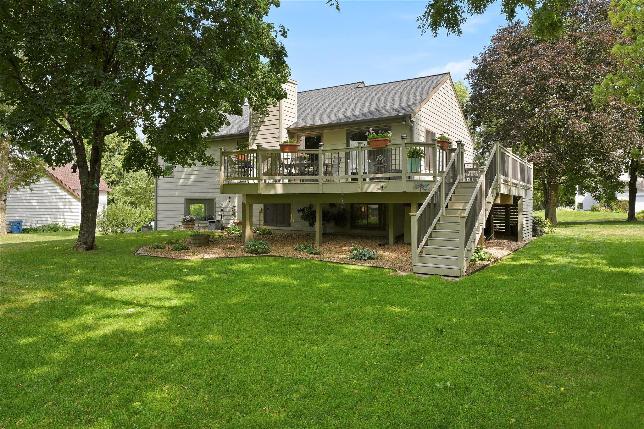 View of Residential at 15809 Nursery Drive, Minnetonka MN 55345, Minnetonka (10 of 53) - Mike Wilen | Minnesota Team Real Estate