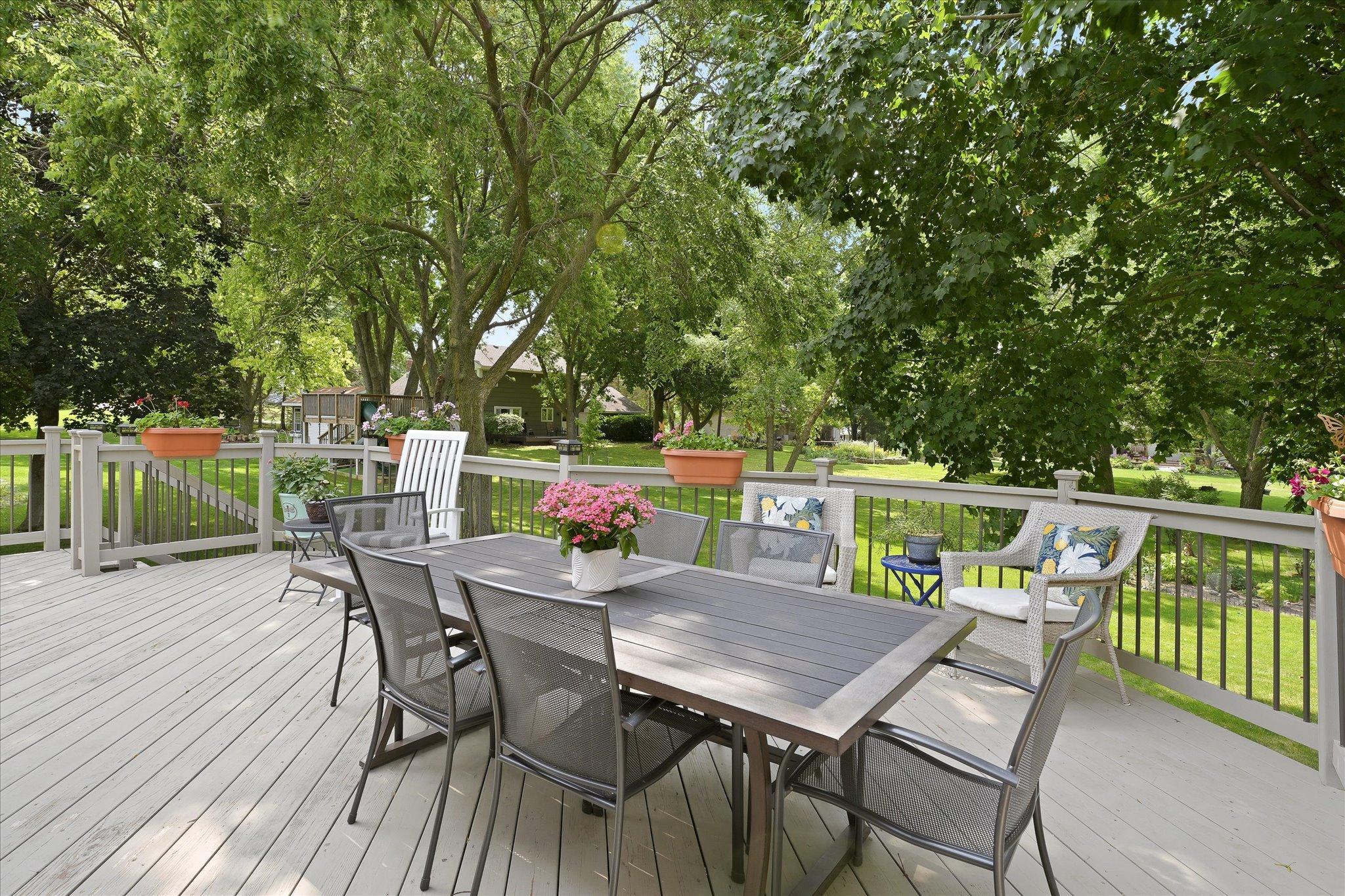 View of Residential at 15809 Nursery Drive, Minnetonka MN 55345, Minnetonka (37 of 53) - Mike Wilen | Minnesota Team Real Estate
