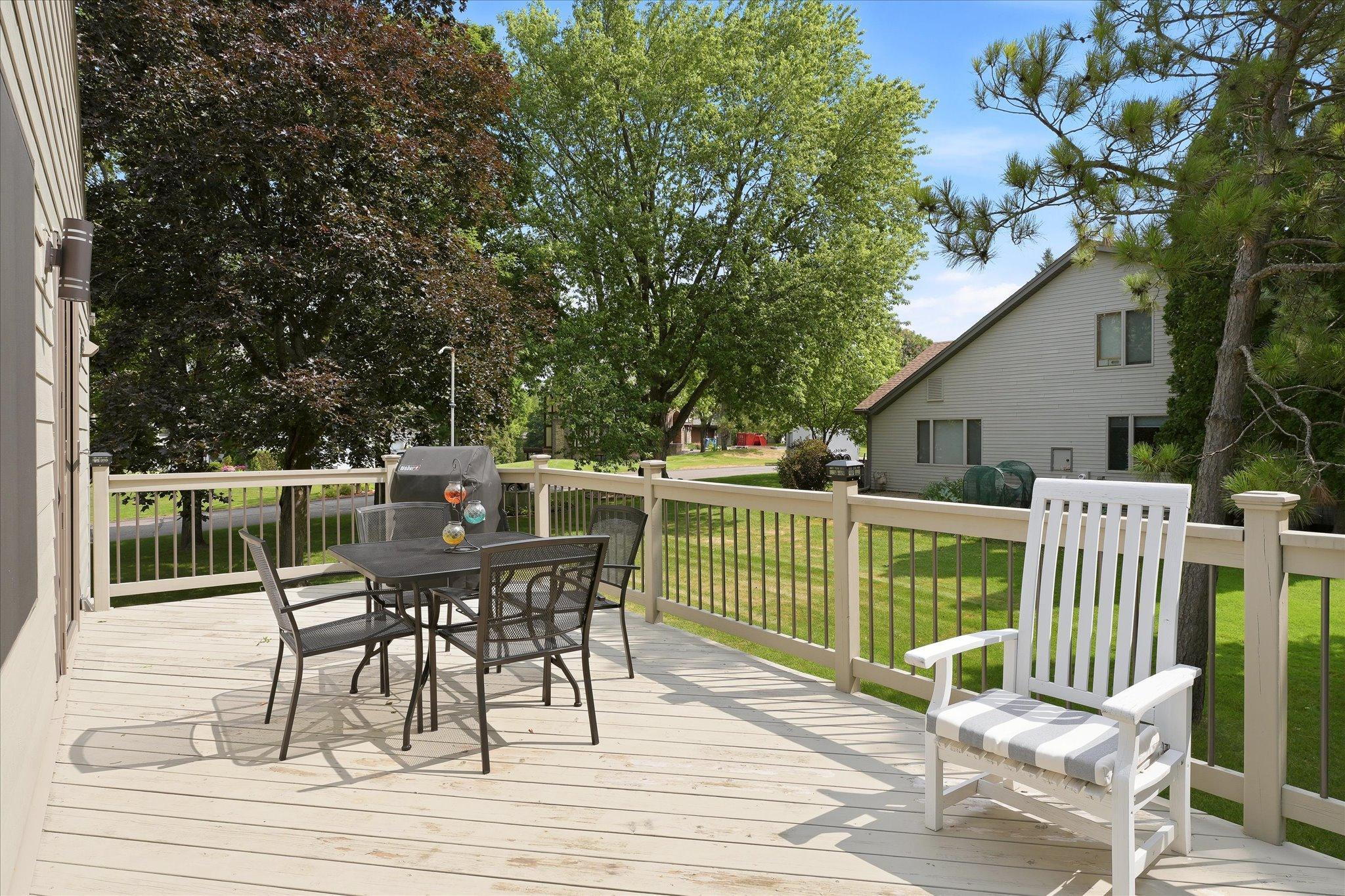 View of Residential at 15809 Nursery Drive, Minnetonka MN 55345, Minnetonka (38 of 53) - Mike Wilen | Minnesota Team Real Estate