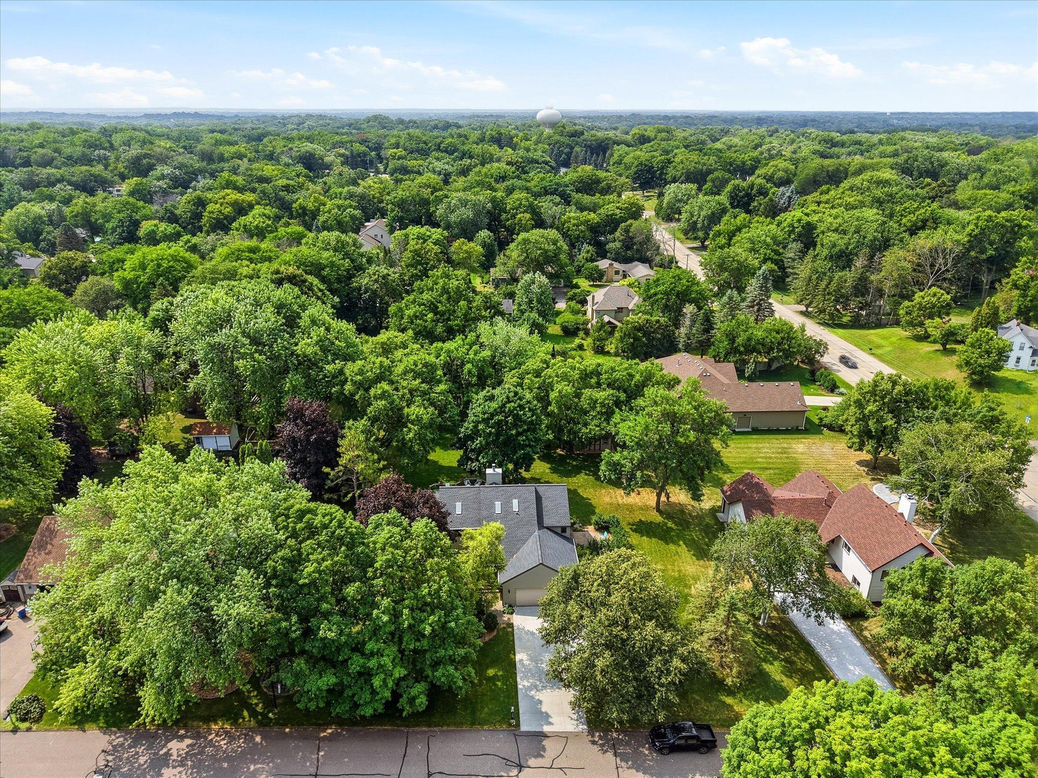 View of Residential at 15809 Nursery Drive, Minnetonka MN 55345, Minnetonka (48 of 53) - Mike Wilen | Minnesota Team Real Estate