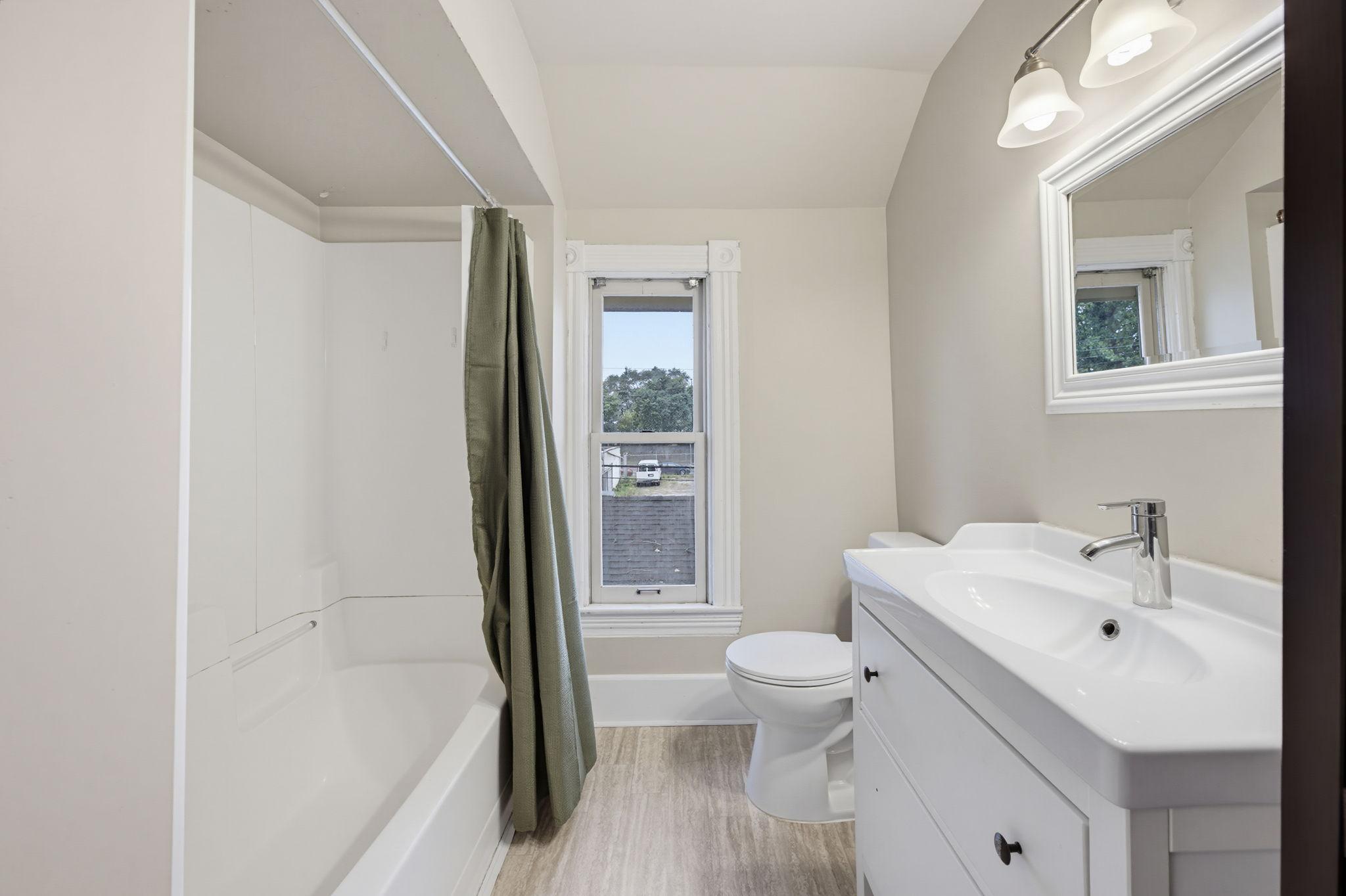 View of Residential Income at 3010 Tyler Street, Minneapolis MN 55418, Minneapolis (19 of 52) - Mike Wilen | Minnesota Team Real Estate