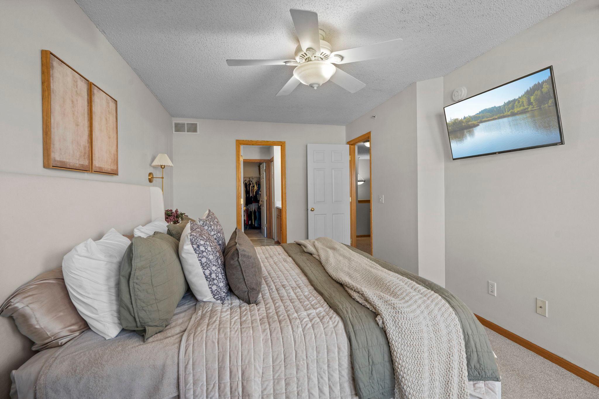 View of Residential at 11226 Baltimore Street #H, Blaine MN 55449, Blaine (22 of 55) - Mike Wilen | Minnesota Team Real Estate