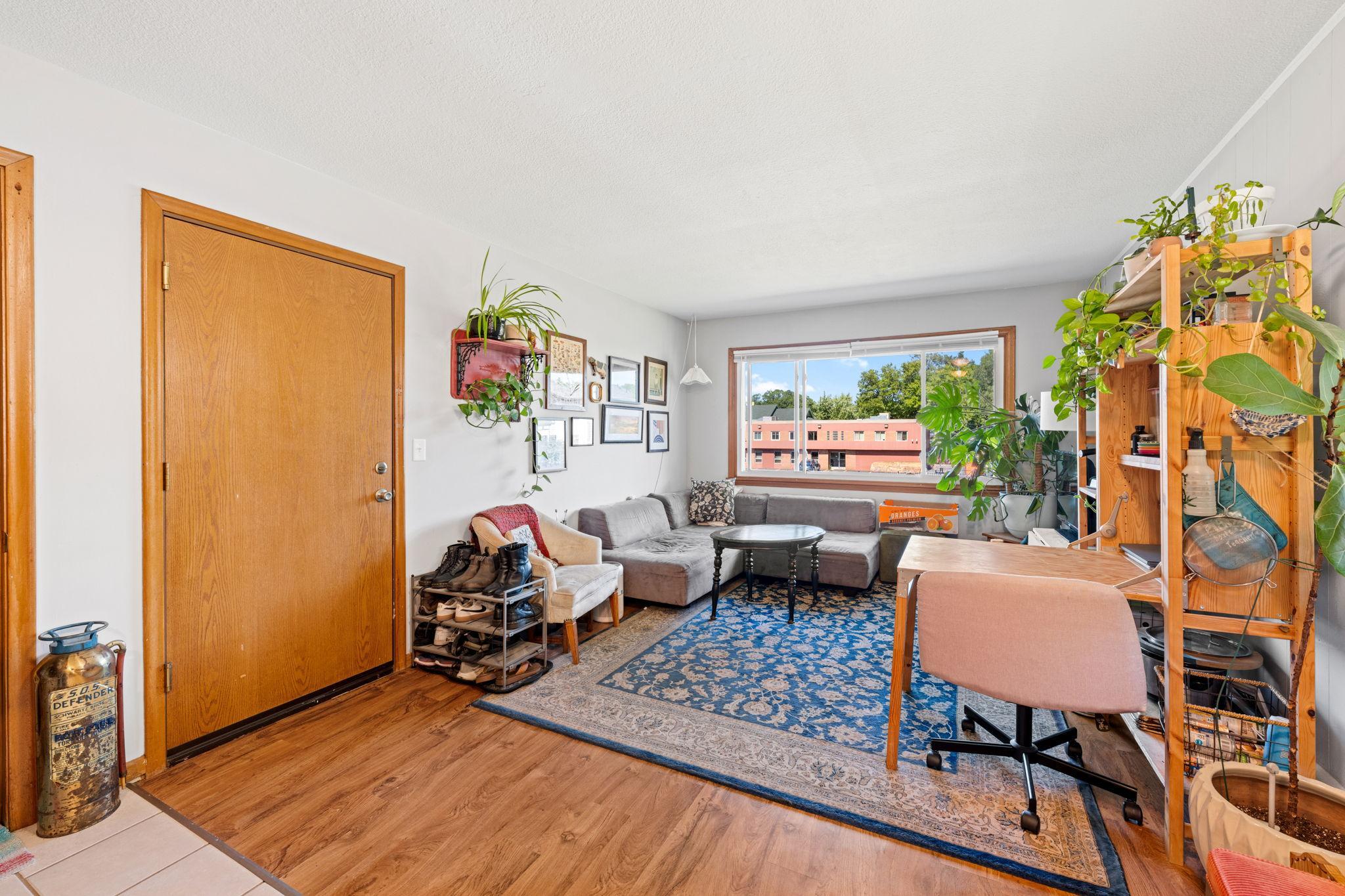 View of Commercial Sale at 338 18th Avenue, Minneapolis MN 55418, Minneapolis (9 of 17) - Mike Wilen | Minnesota Team Real Estate