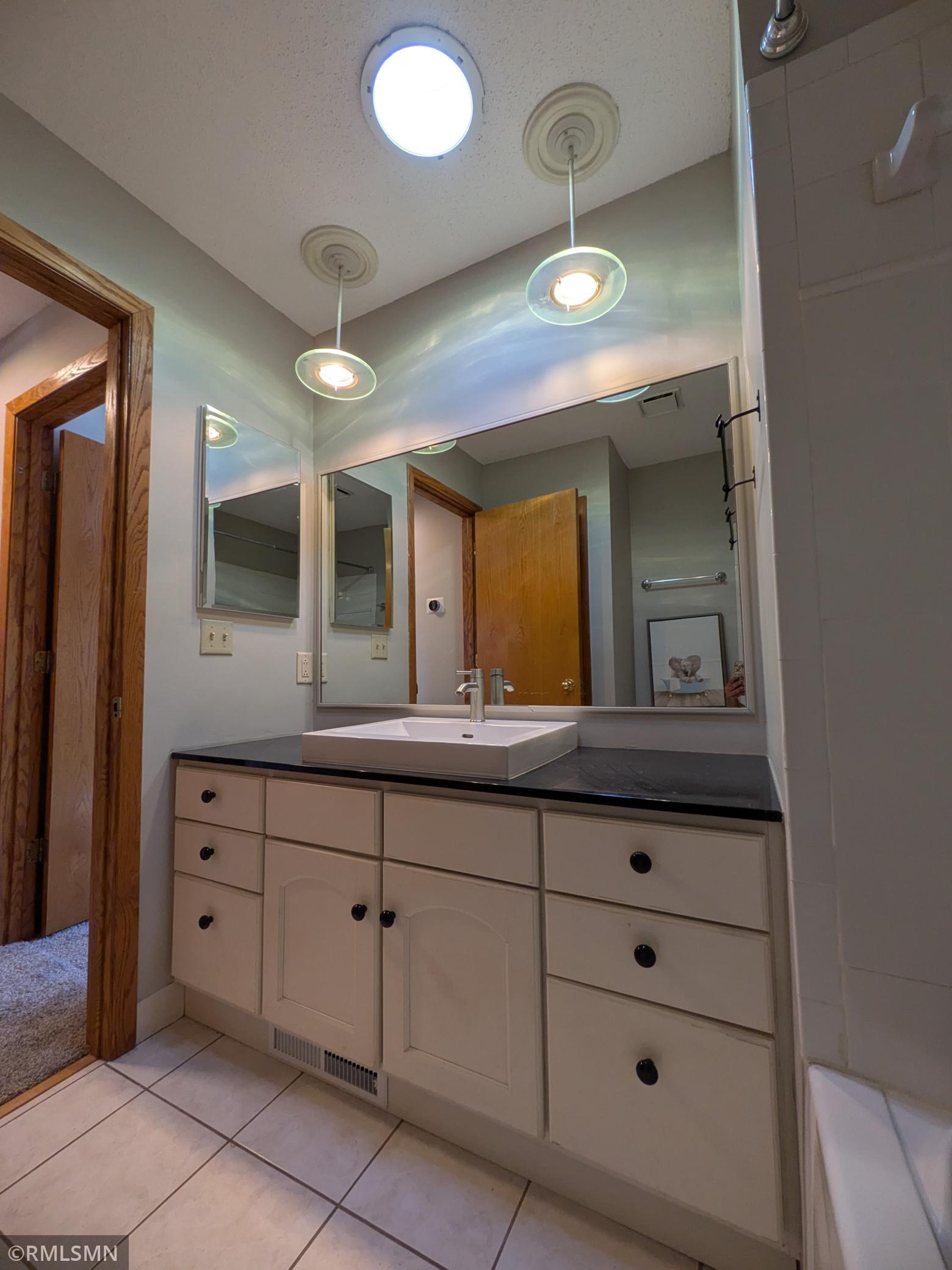 View of Residential at 1517 Innsbruck Drive, Fridley MN 55432, Fridley (24 of 41) - Mike Wilen | Minnesota Team Real Estate