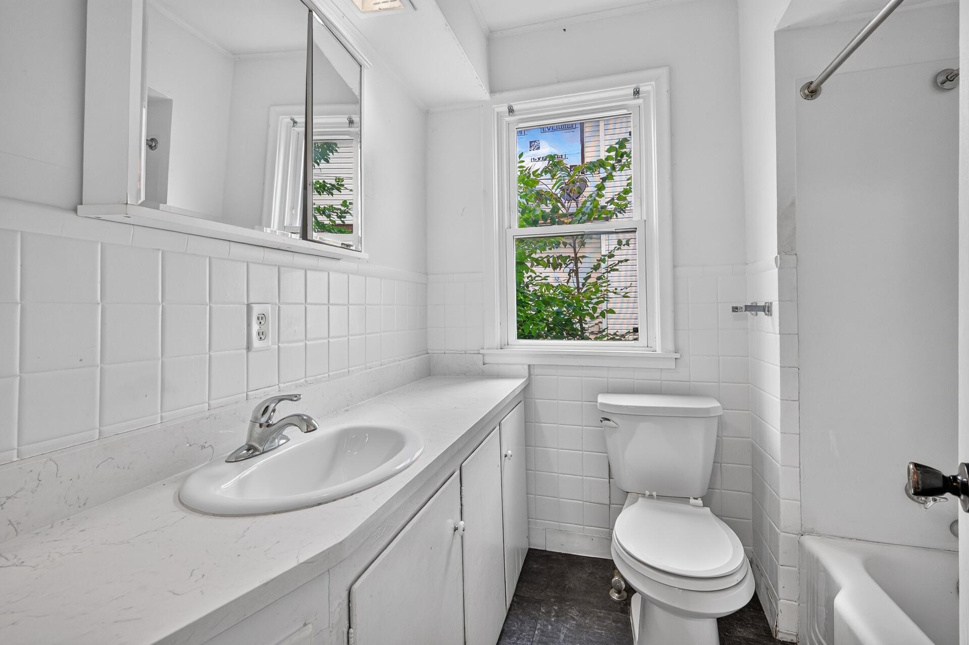 View of Residential Income at 3322 Stevens Avenue, Minneapolis MN 55408, Minneapolis (10 of 30) - Mike Wilen | Minnesota Team Real Estate