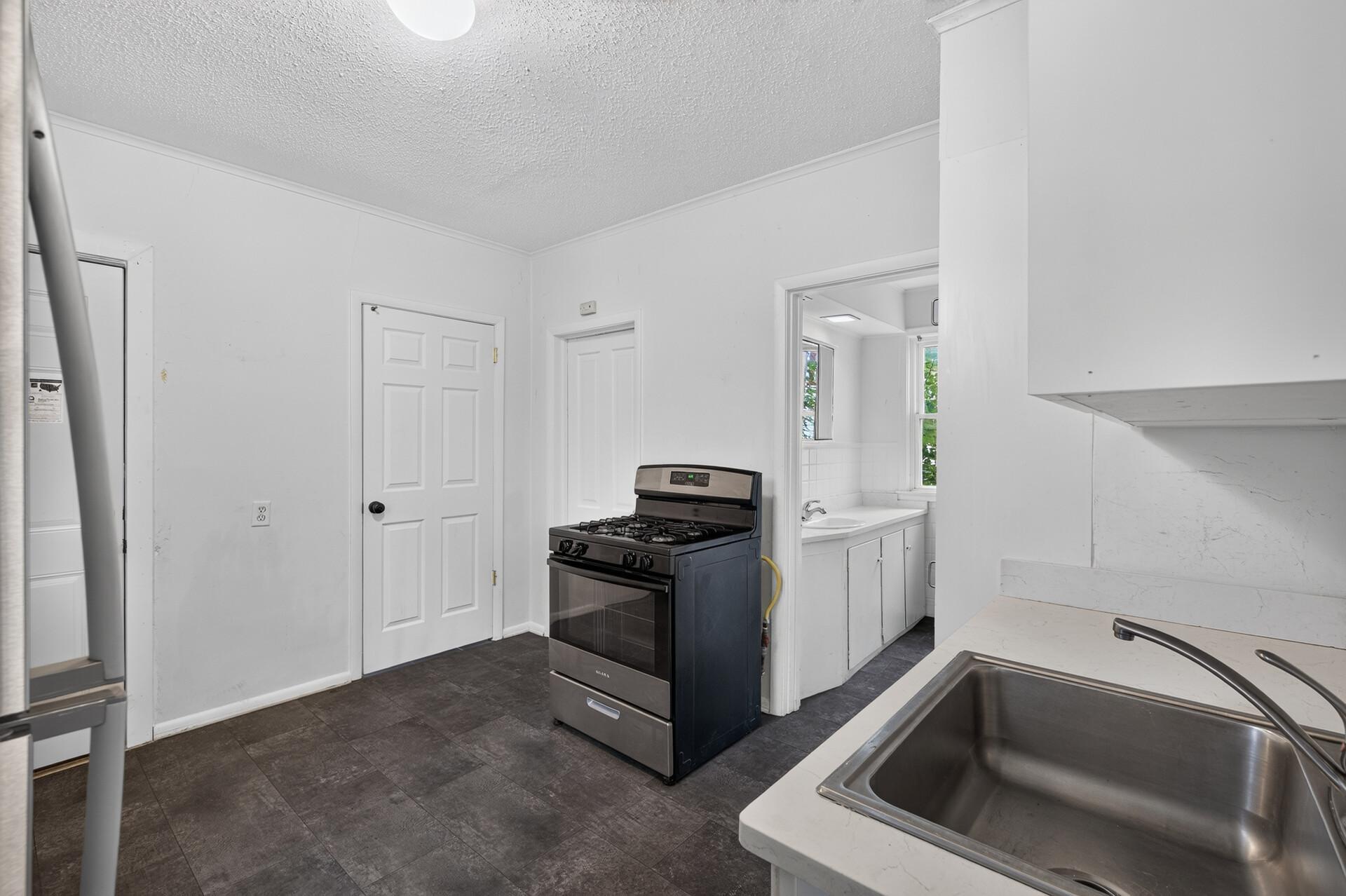 View of Residential Income at 3322 Stevens Avenue, Minneapolis MN 55408, Minneapolis (9 of 30) - Mike Wilen | Minnesota Team Real Estate