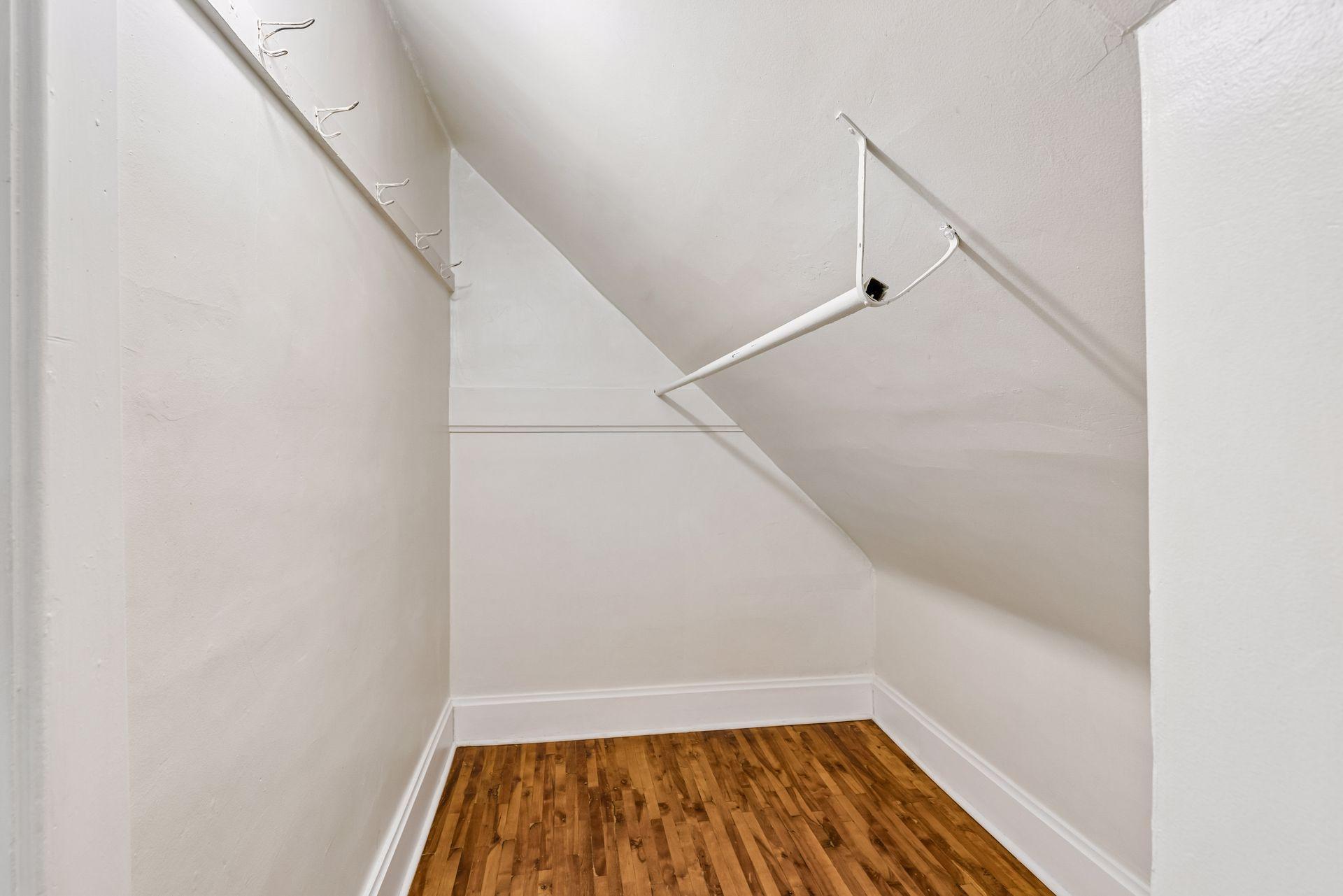 View of Residential at 2219 Lincoln Street, Minneapolis MN 55418, Minneapolis (23 of 32) - Mike Wilen | Minnesota Team Real Estate