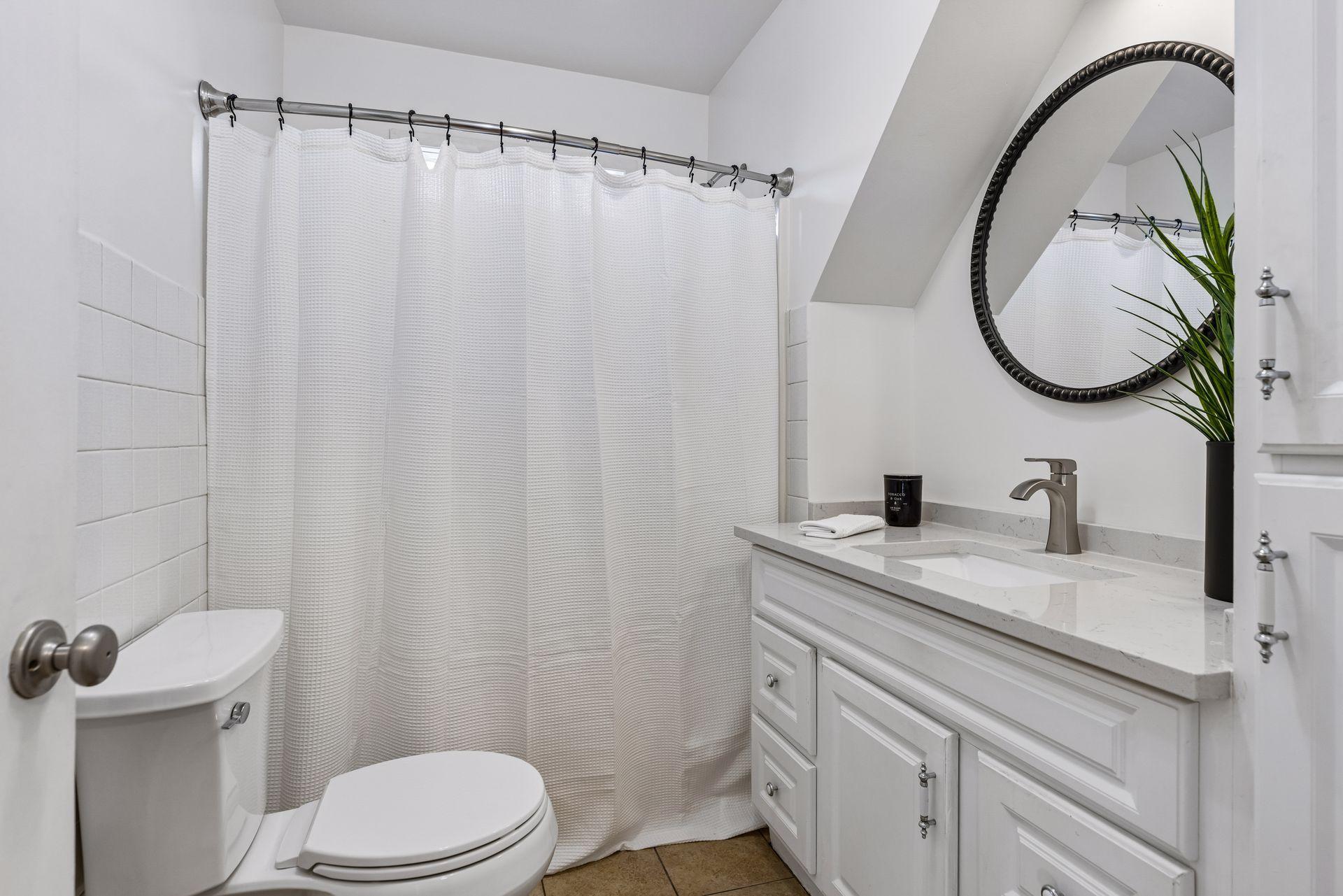 View of Residential at 2219 Lincoln Street, Minneapolis MN 55418, Minneapolis (19 of 32) - Mike Wilen | Minnesota Team Real Estate