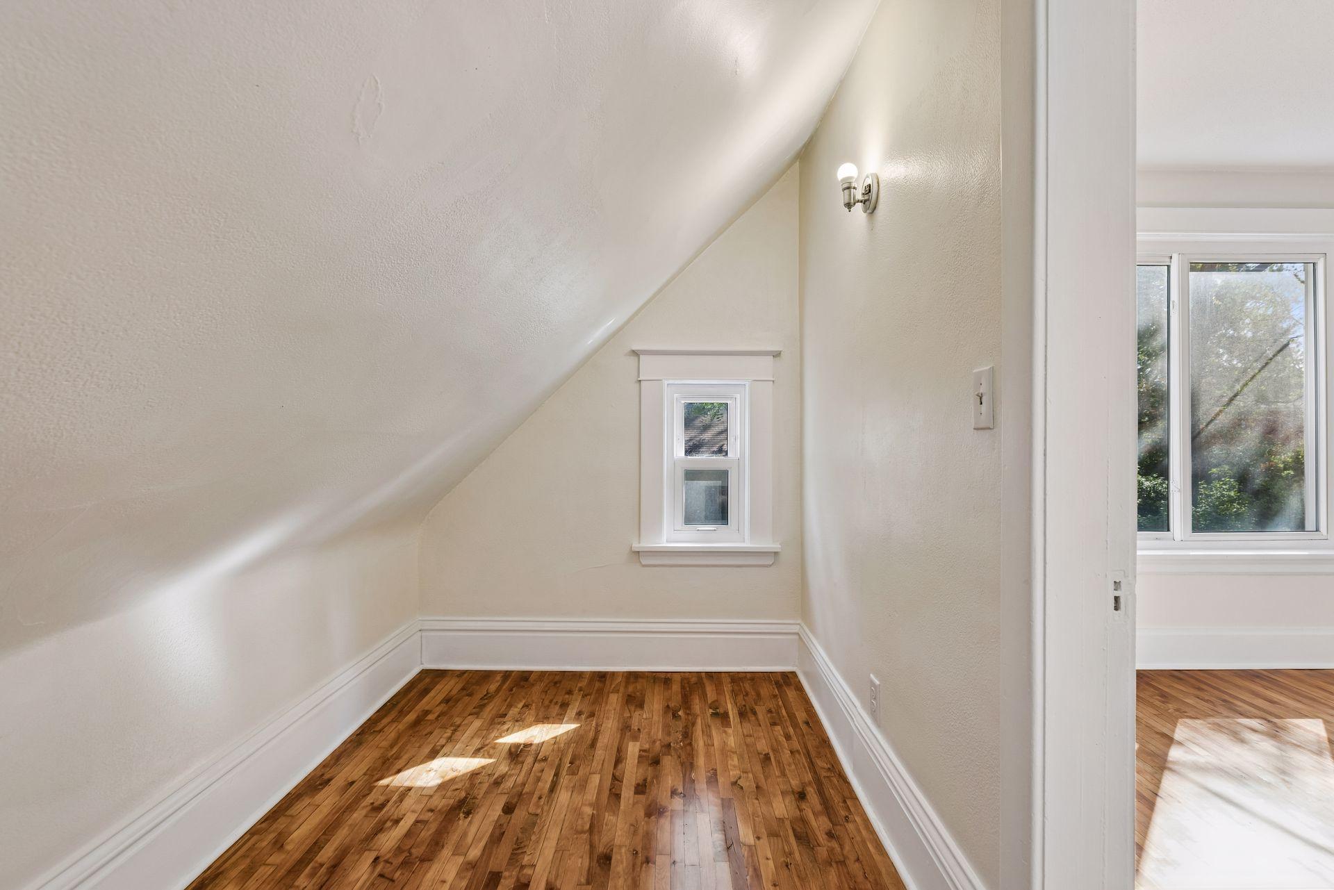 View of Residential at 2219 Lincoln Street, Minneapolis MN 55418, Minneapolis (17 of 32) - Mike Wilen | Minnesota Team Real Estate