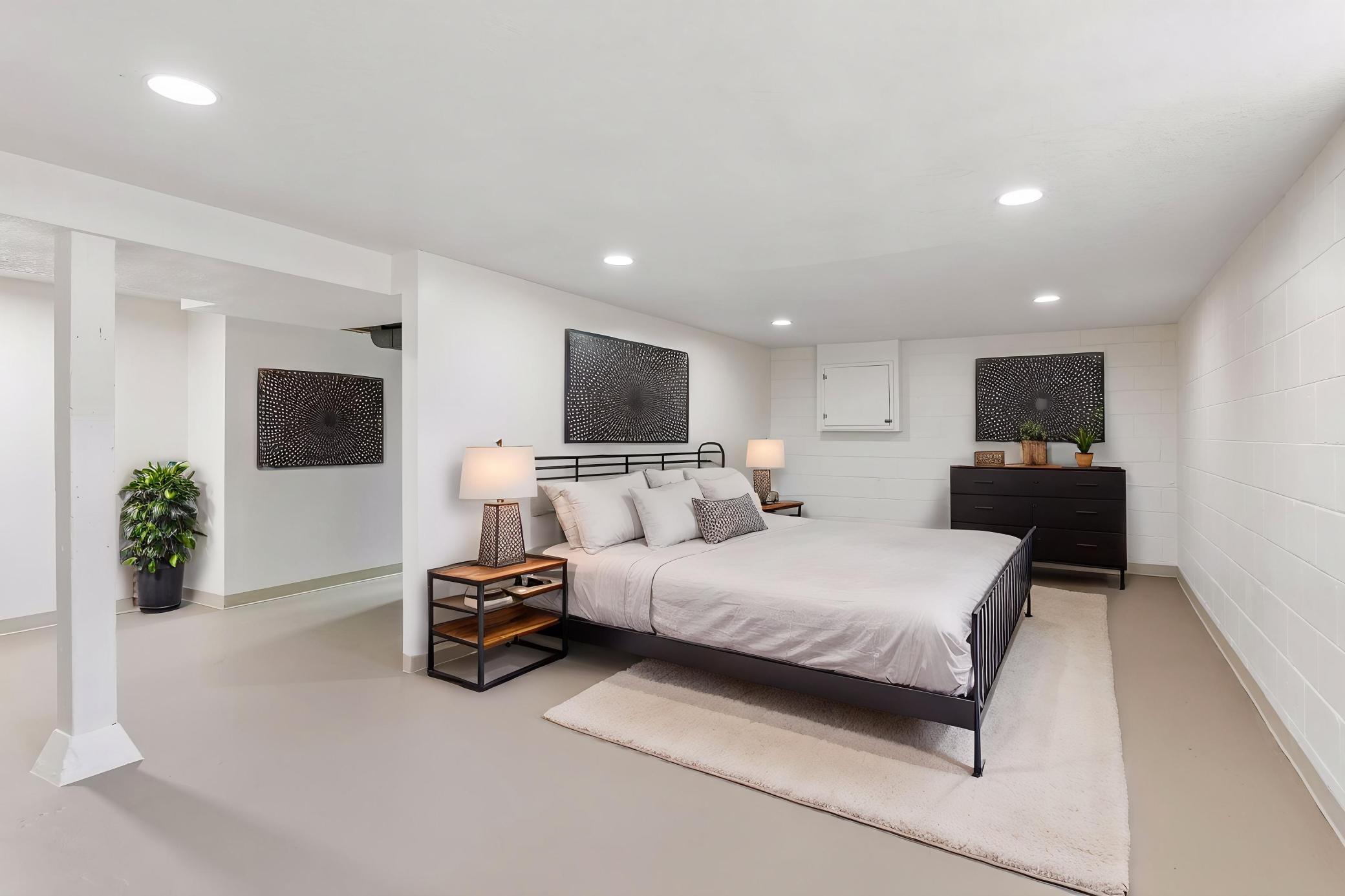 View of Residential at 2219 Lincoln Street, Minneapolis MN 55418, Minneapolis (27 of 35) - Mike Wilen | Minnesota Team Real Estate