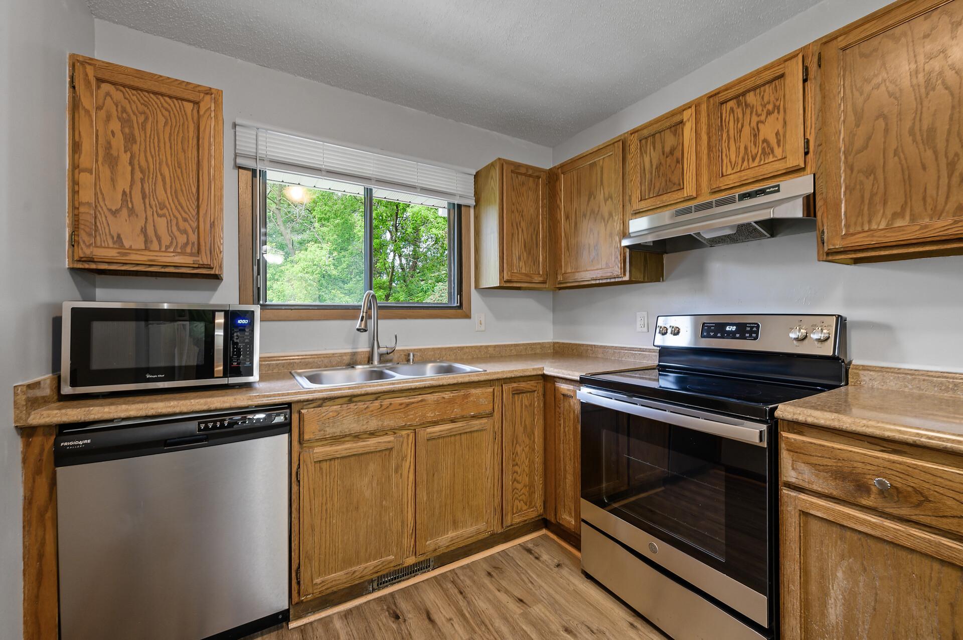 View of Residential at 7553 Wedgewood Way, Maple Grove MN 55311, Maple Grove (11 of 34) - Mike Wilen | Minnesota Team Real Estate