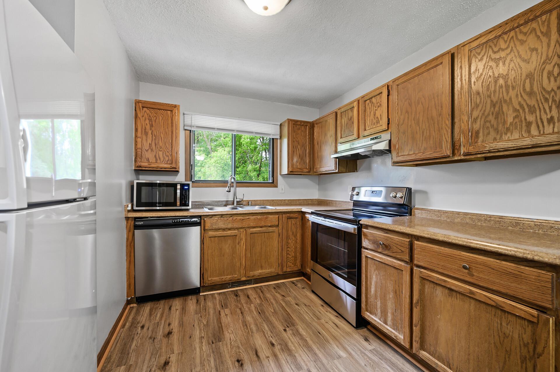 View of Residential at 7553 Wedgewood Way, Maple Grove MN 55311, Maple Grove (9 of 34) - Mike Wilen | Minnesota Team Real Estate