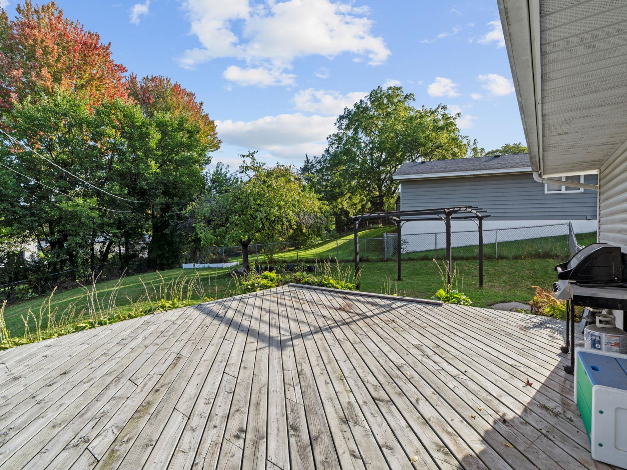View of Residential at 2600 River Hills Drive, Burnsville MN 55337, Burnsville (28 of 31) - Mike Wilen | Minnesota Team Real Estate