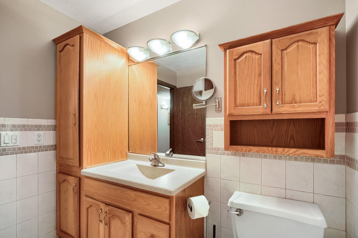 View of Residential at 8441 Irwin Road #106, Bloomington MN 55437, Bloomington (20 of 32) - Mike Wilen | Minnesota Team Real Estate