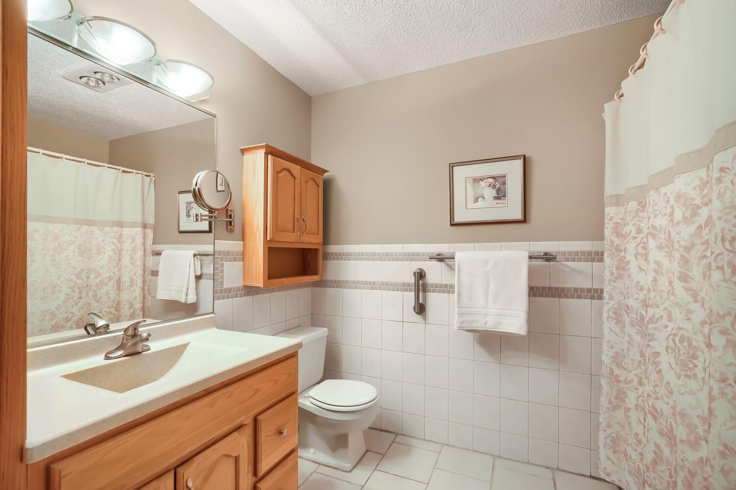 View of Residential at 8441 Irwin Road #106, Bloomington MN 55437, Bloomington (19 of 32) - Mike Wilen | Minnesota Team Real Estate