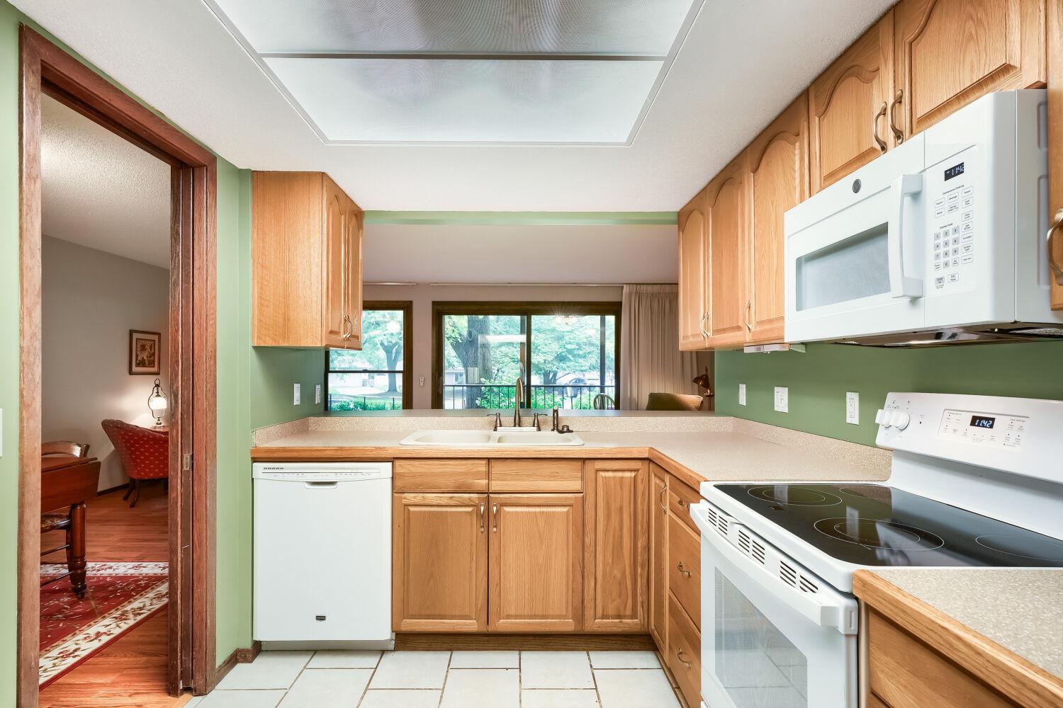 View of Residential at 8441 Irwin Road #106, Bloomington MN 55437, Bloomington (10 of 32) - Mike Wilen | Minnesota Team Real Estate