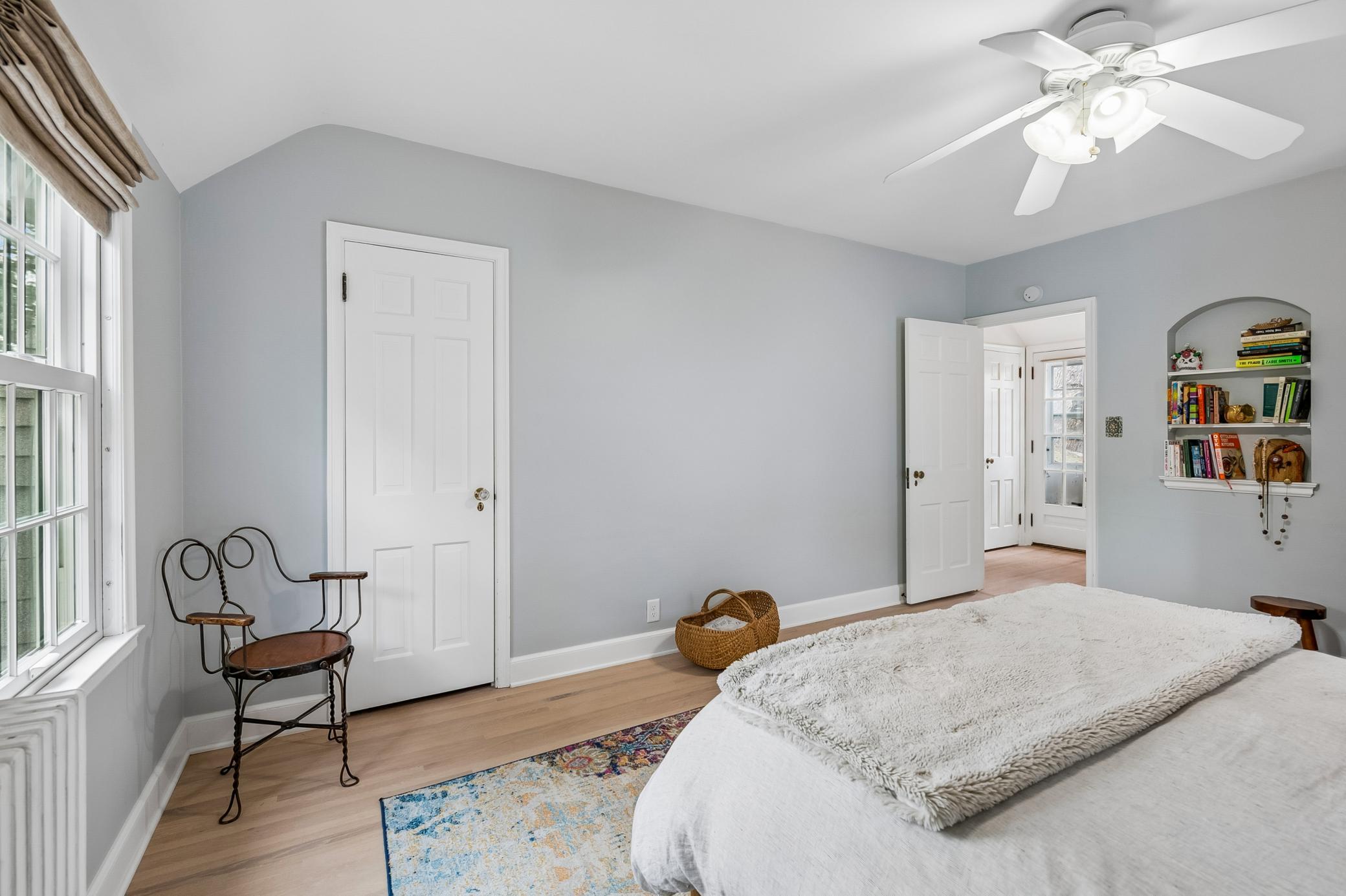 View of Residential at 5336 Ewing Avenue, Minneapolis MN 55410, Minneapolis (18 of 43) - Mike Wilen | Minnesota Team Real Estate