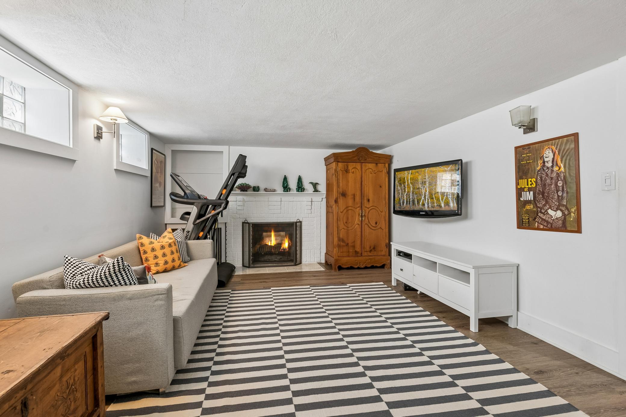 View of Residential at 5336 Ewing Avenue, Minneapolis MN 55410, Minneapolis (24 of 43) - Mike Wilen | Minnesota Team Real Estate