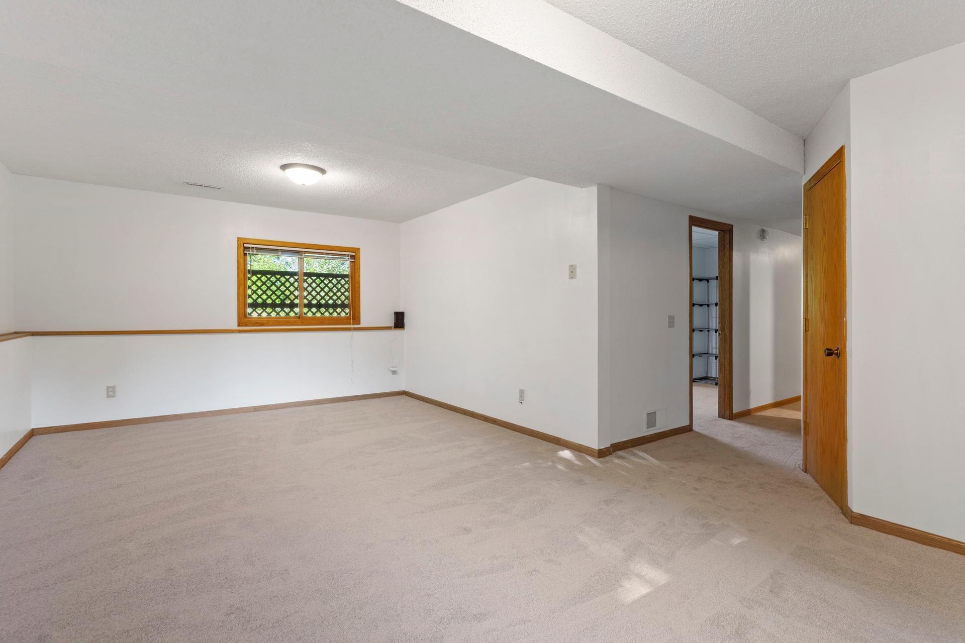 View of Residential at 16110 Davenport Street, Ham Lake MN 55304, Ham Lake (17 of 27) - Mike Wilen | Minnesota Team Real Estate