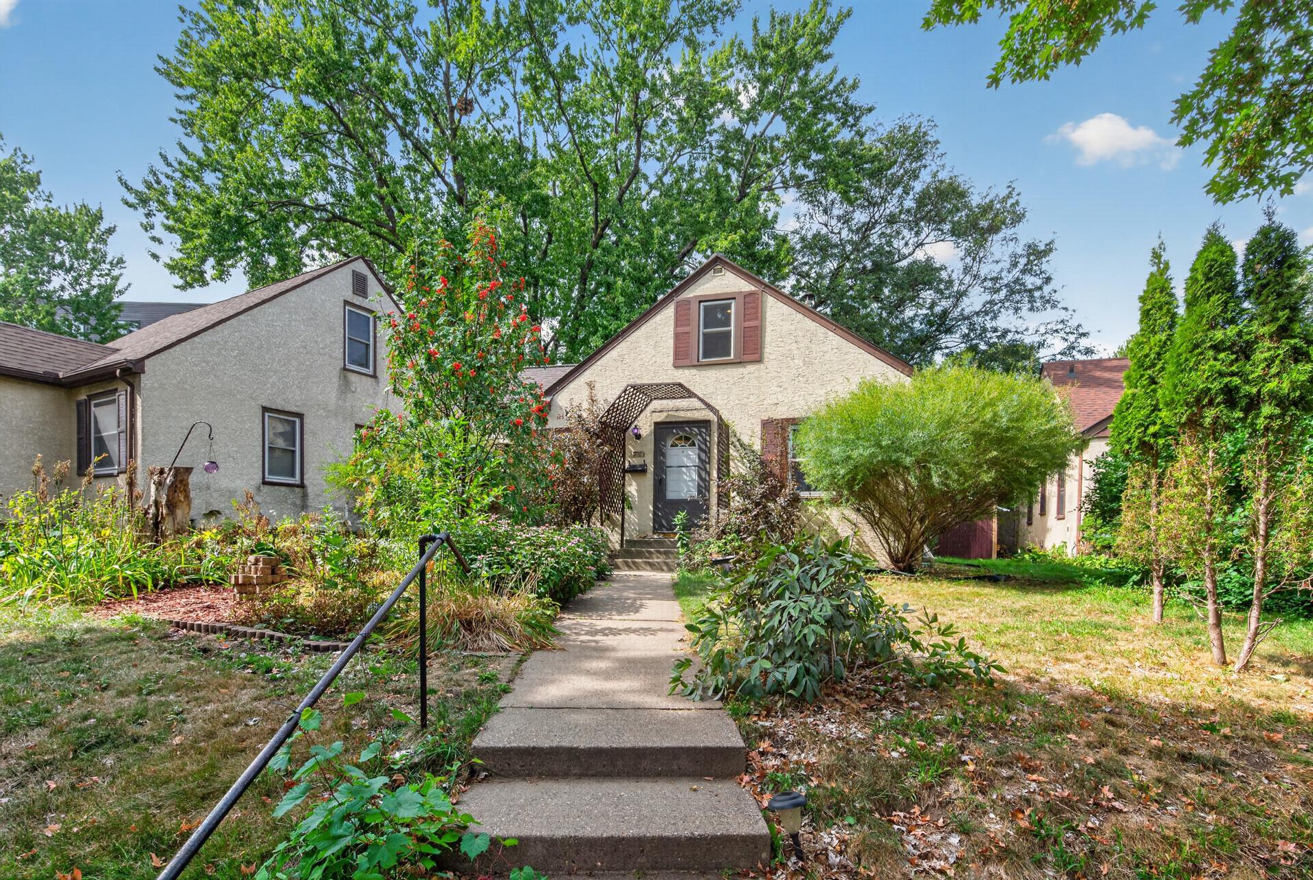 View of Residential at 5336 Hiawatha Lane, Minneapolis MN 55417, Minneapolis (4 of 37) - Mike Wilen | Minnesota Team Real Estate