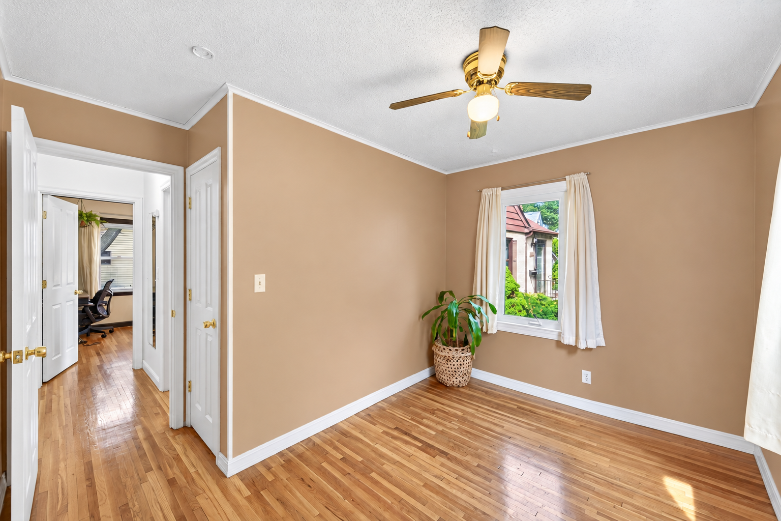 View of Residential at 5336 Hiawatha Lane, Minneapolis MN 55417, Minneapolis (20 of 37) - Mike Wilen | Minnesota Team Real Estate