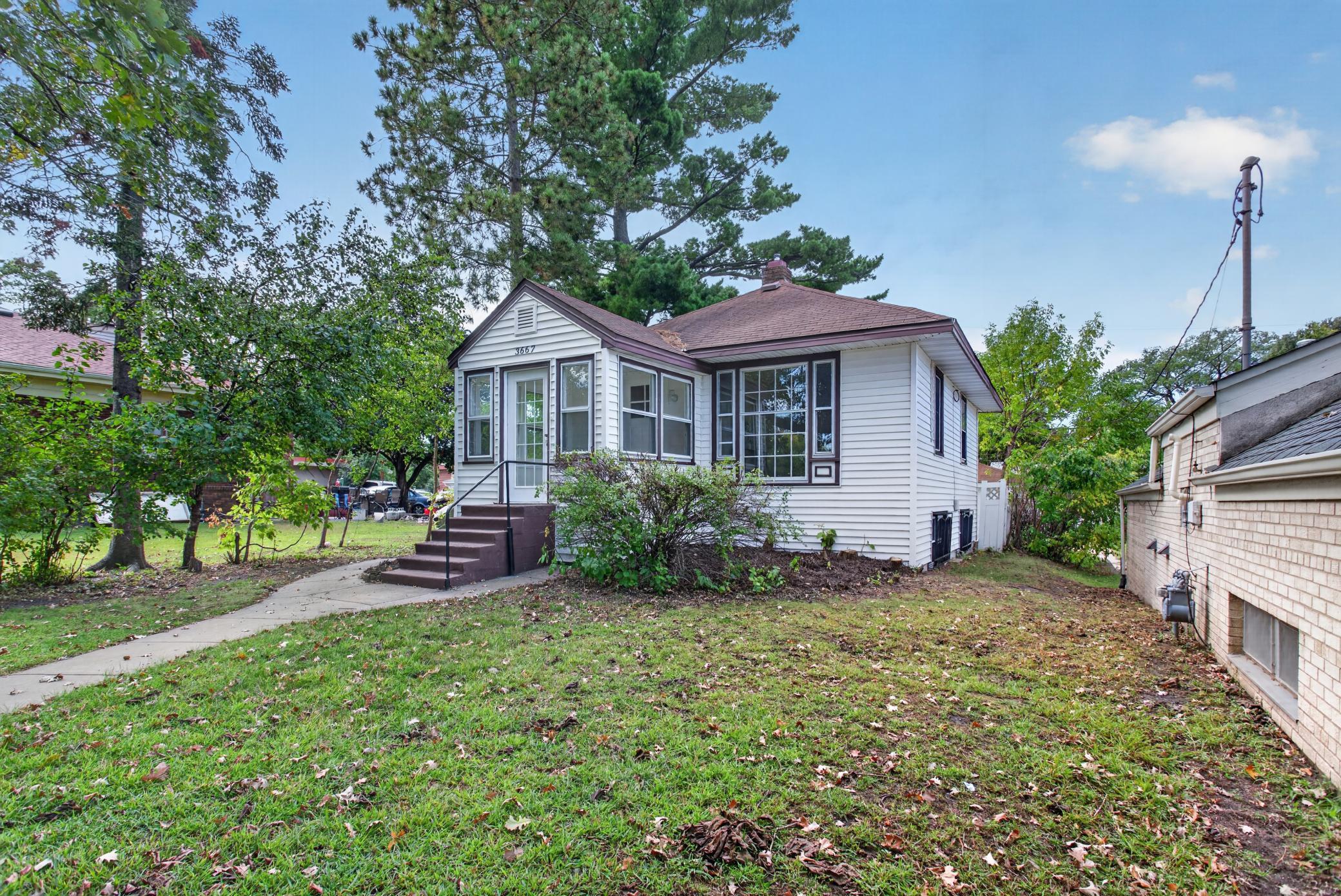 View of Residential at 3667 Broadway Avenue, Robbinsdale MN 55422, Robbinsdale (18 of 26) - Mike Wilen | Minnesota Team Real Estate