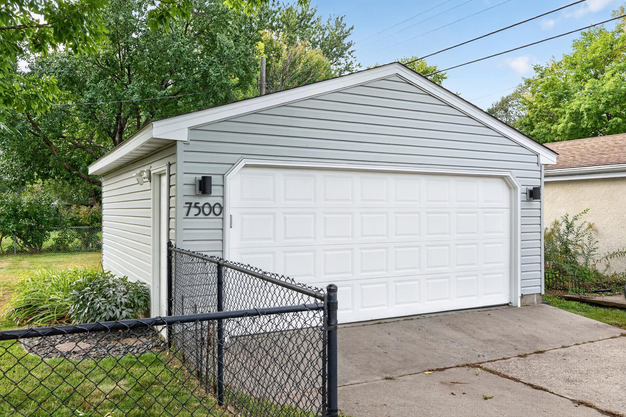 View of Residential at 7500 3rd Avenue, Richfield MN 55423, Richfield (27 of 28) - Mike Wilen | Minnesota Team Real Estate