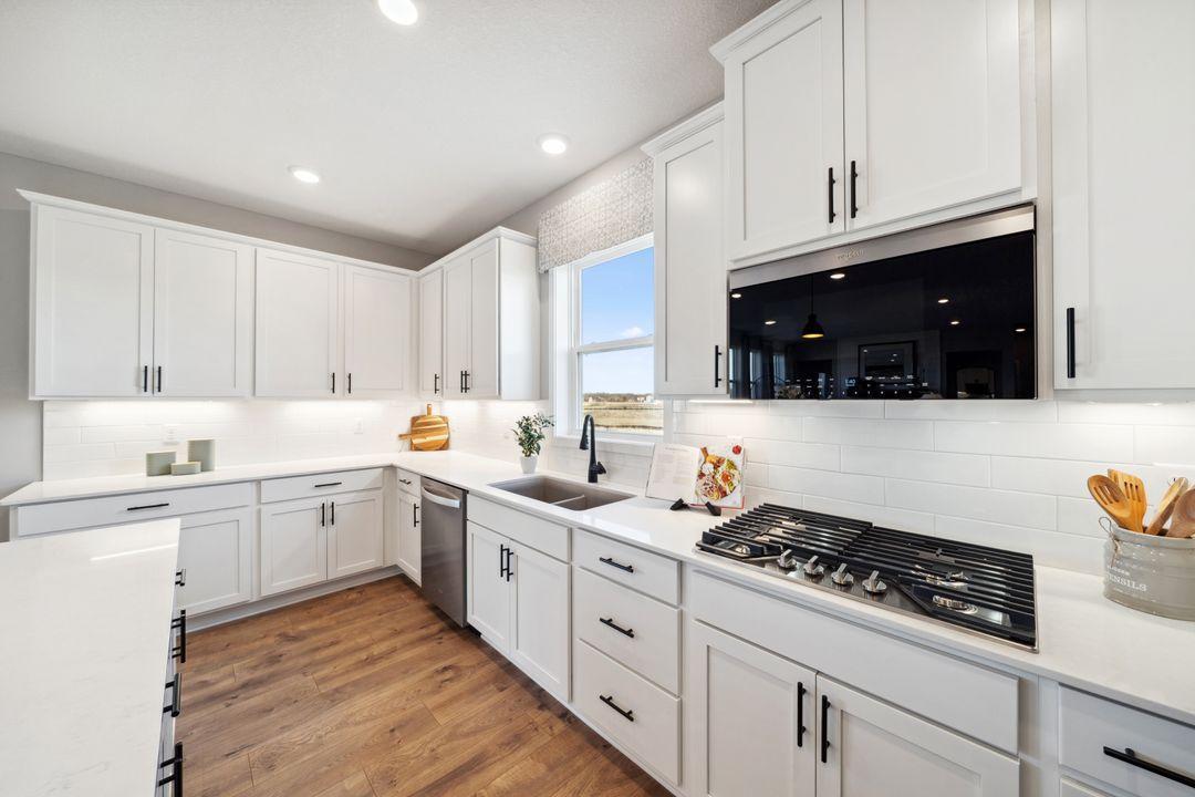 View of Residential at 4586 Percheron Boulevard, Chaska MN 55318, Chaska (4 of 11) - Mike Wilen | Minnesota Team Real Estate