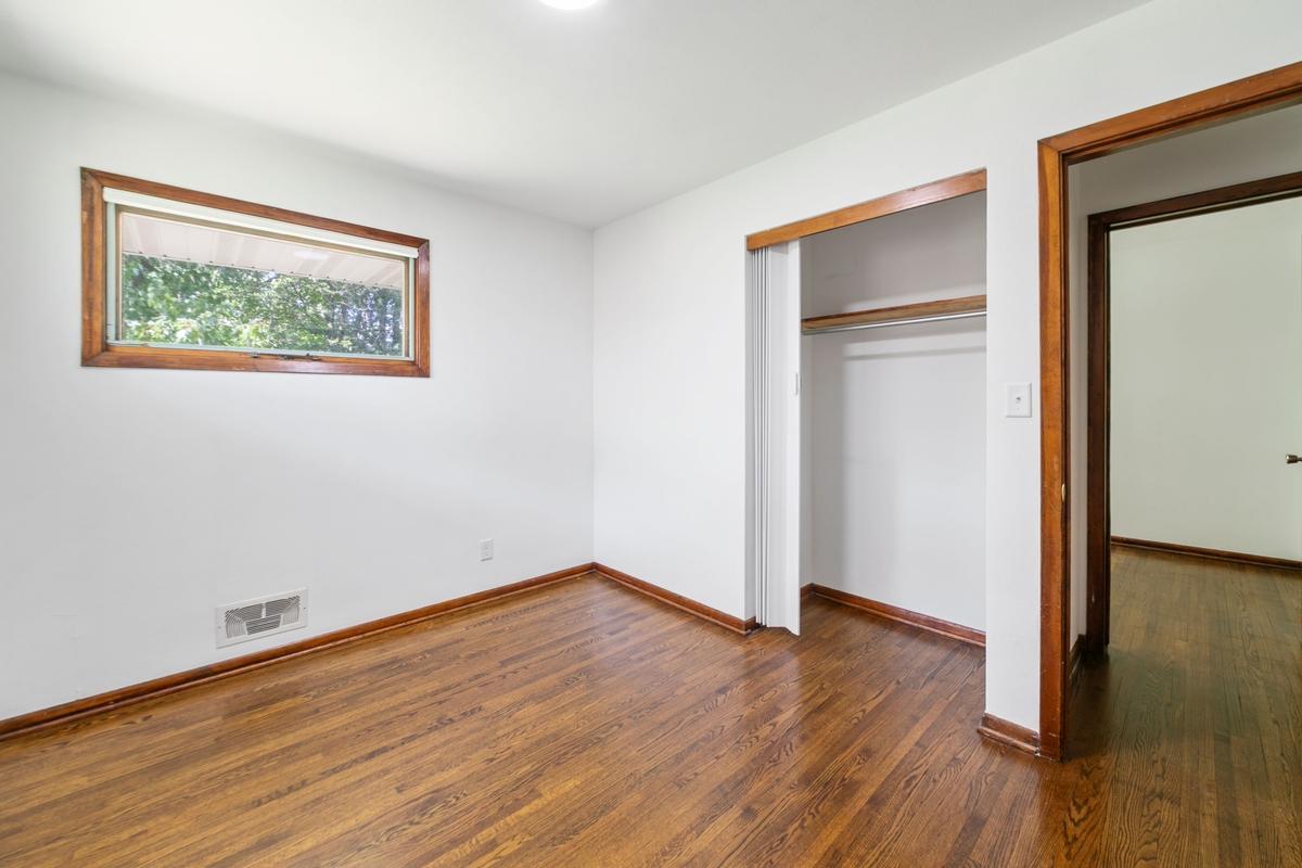 View of Residential at 2727 Woodbridge Street, Roseville MN 55113, Roseville (15 of 35) - Mike Wilen | Minnesota Team Real Estate