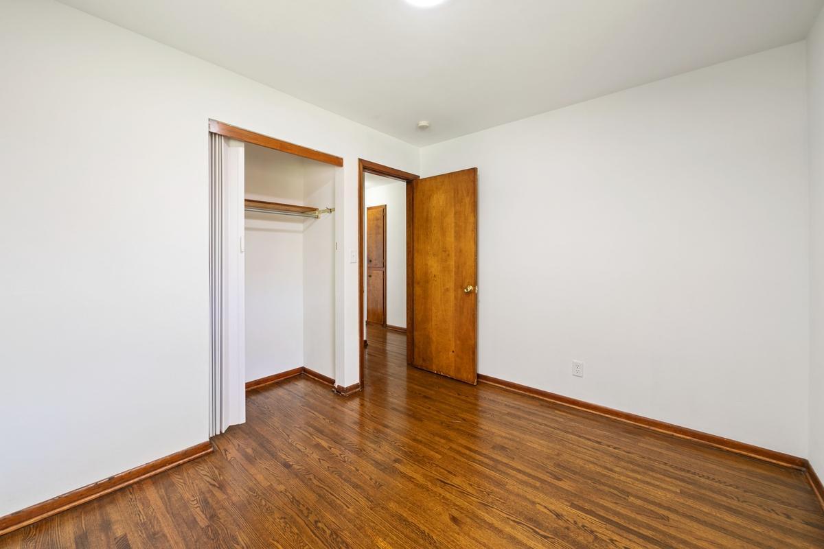 View of Residential at 2727 Woodbridge Street, Roseville MN 55113, Roseville (17 of 35) - Mike Wilen | Minnesota Team Real Estate